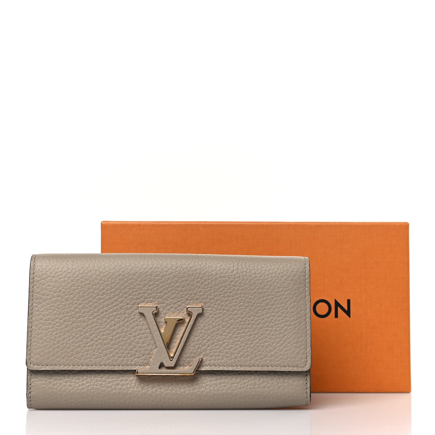 Taurillon Capucines Wallet Galet