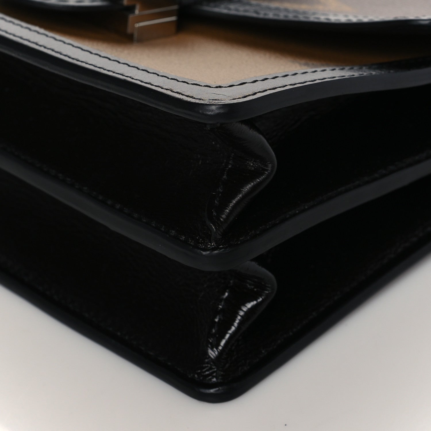 Louis Vuitton Reverse Monogram Giant Dauphine MM 9 of 9