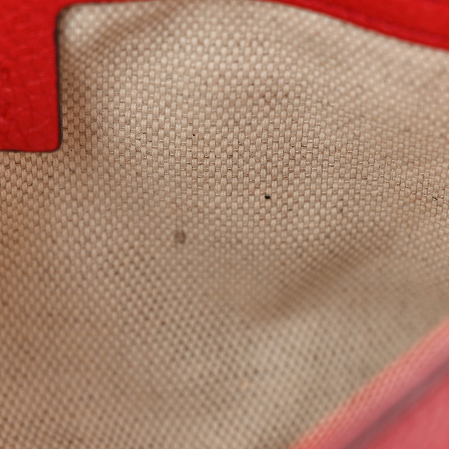 Pebbled Calfskin Medium Soho Flap Crossbody Vibrant Red