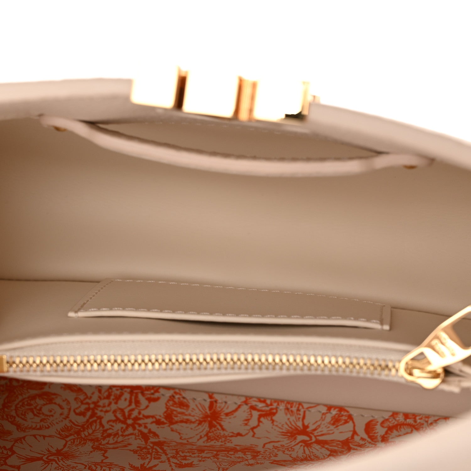Louis Vuitton Taurillon By The Pool Capucines BB Pearly Cream Coral 6 of 10