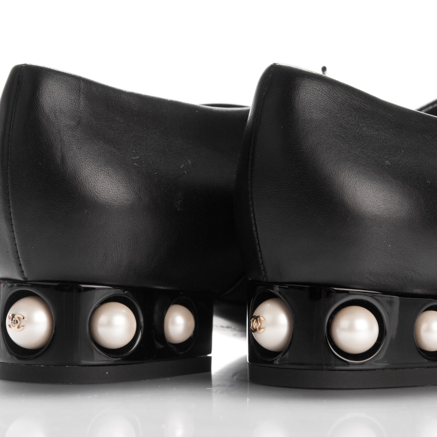Lambskin Patent Pearl CC Lace Up Oxfords 39.5 Black