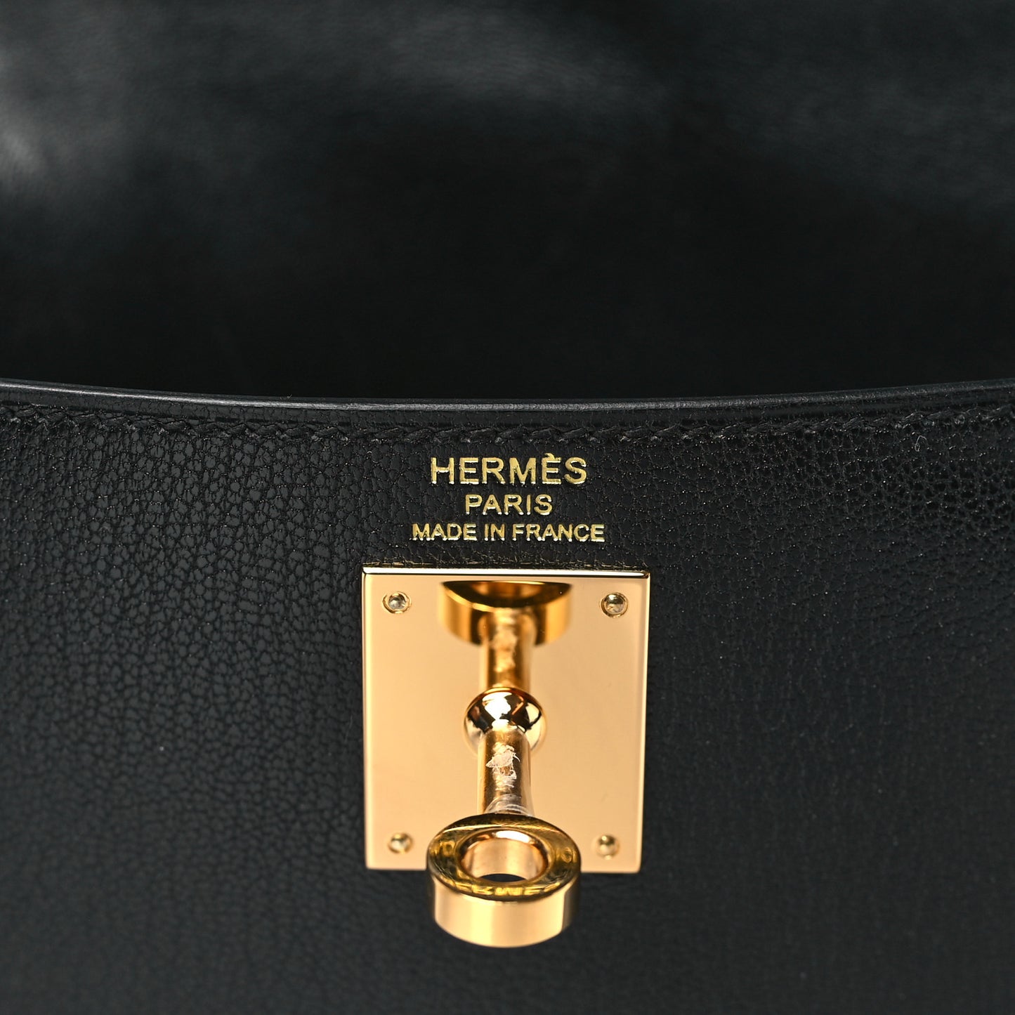 Chevre Chamkila Kelly Elan Black