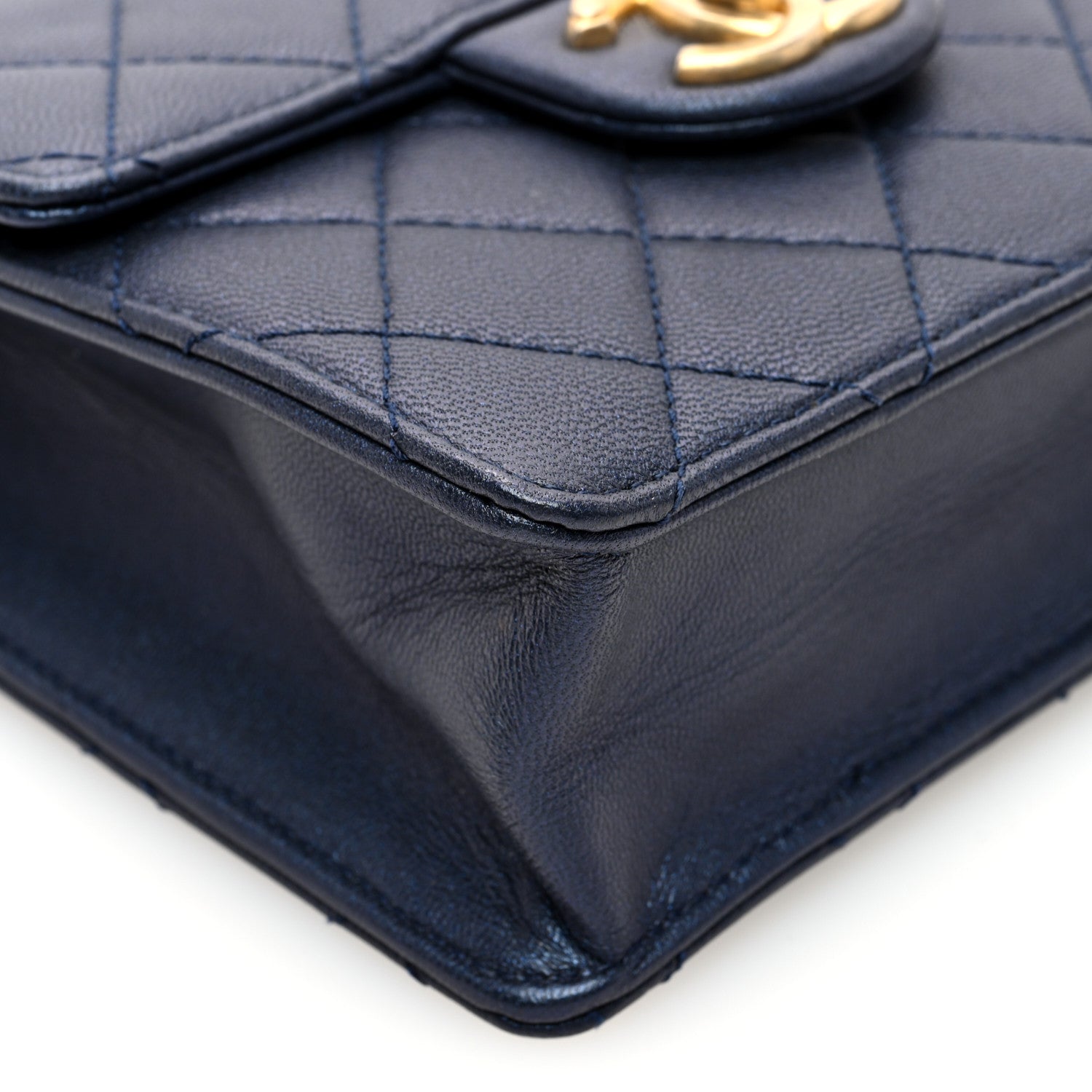 Chanel Iridescent Lambskin Quilted Chic Pearls Flap Navy Blue 9 of 10