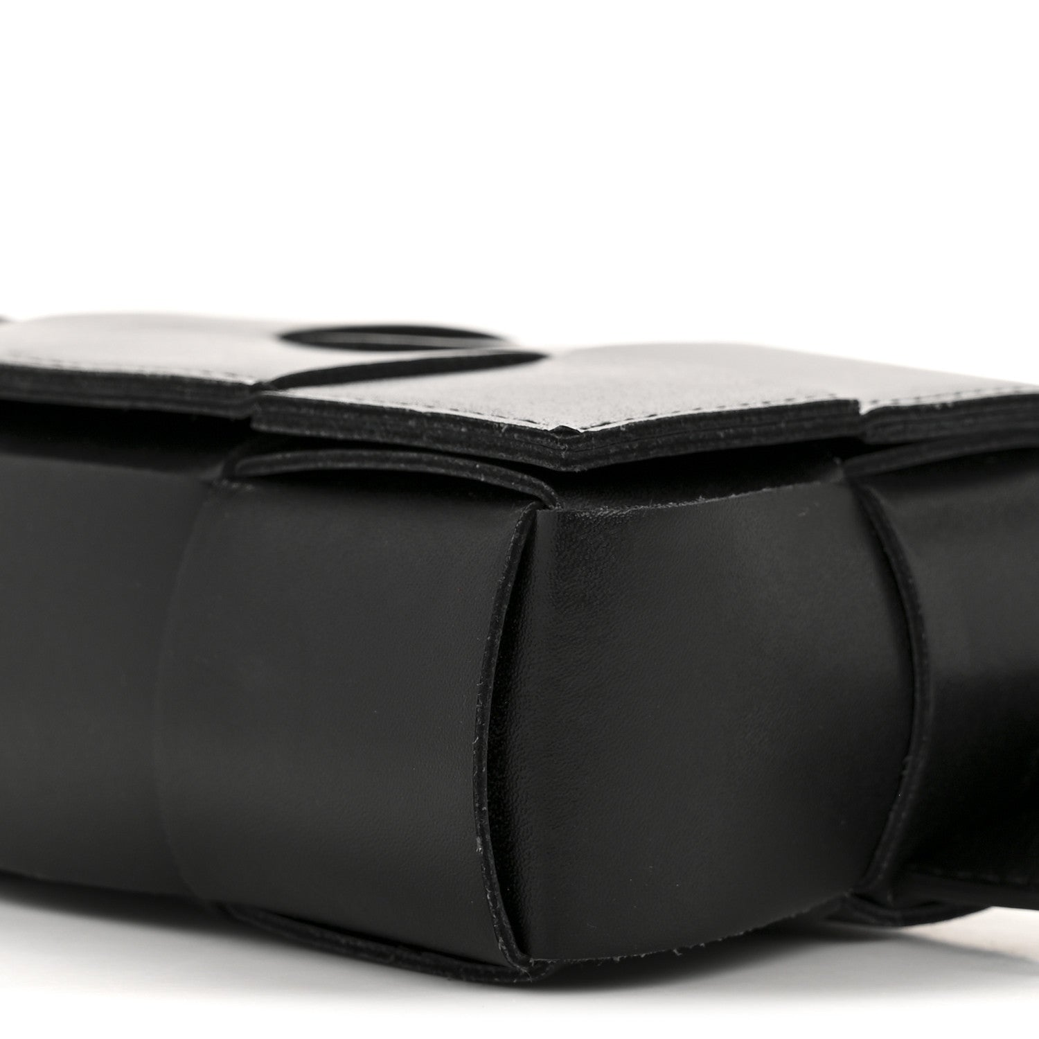 Bottega Veneta Nappa Maxi Intreccio The Belt Cassette Bag Black 9 of 11