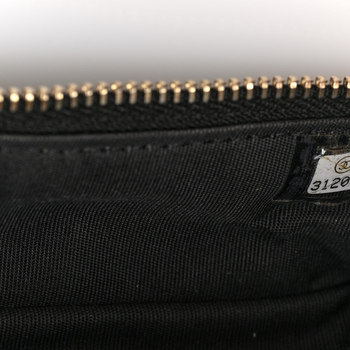 Caviar Quilted Mini Top Handle Vanity With Chain Black