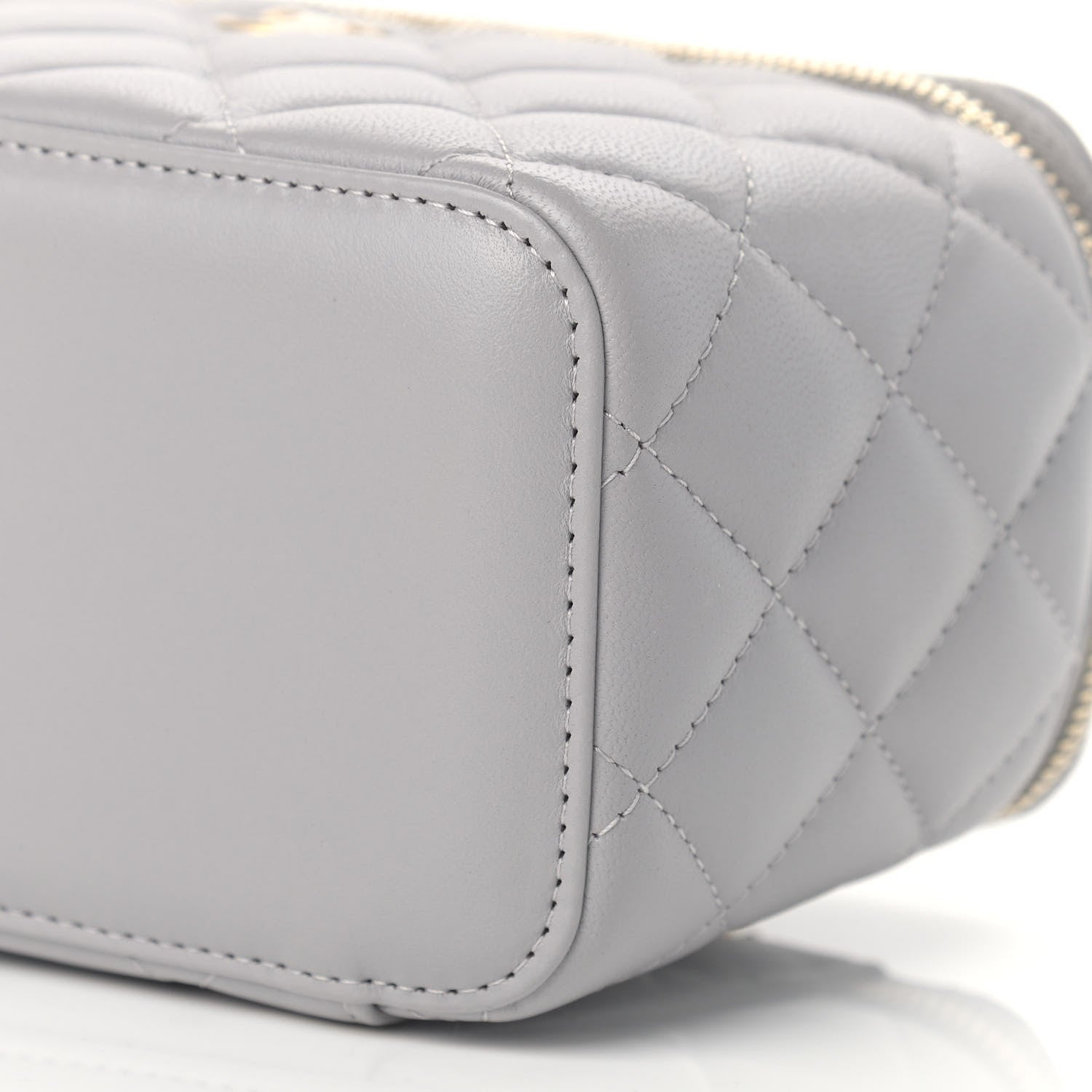 Chanel Lambskin Quilted Small Pearl Crush Vanity Case With Chain Grey 9 of 9