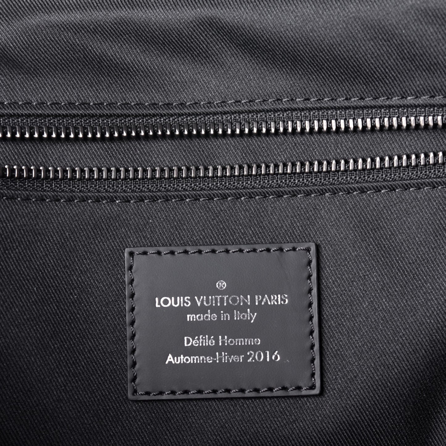 Monogram Eclipse Voyager Messenger MM