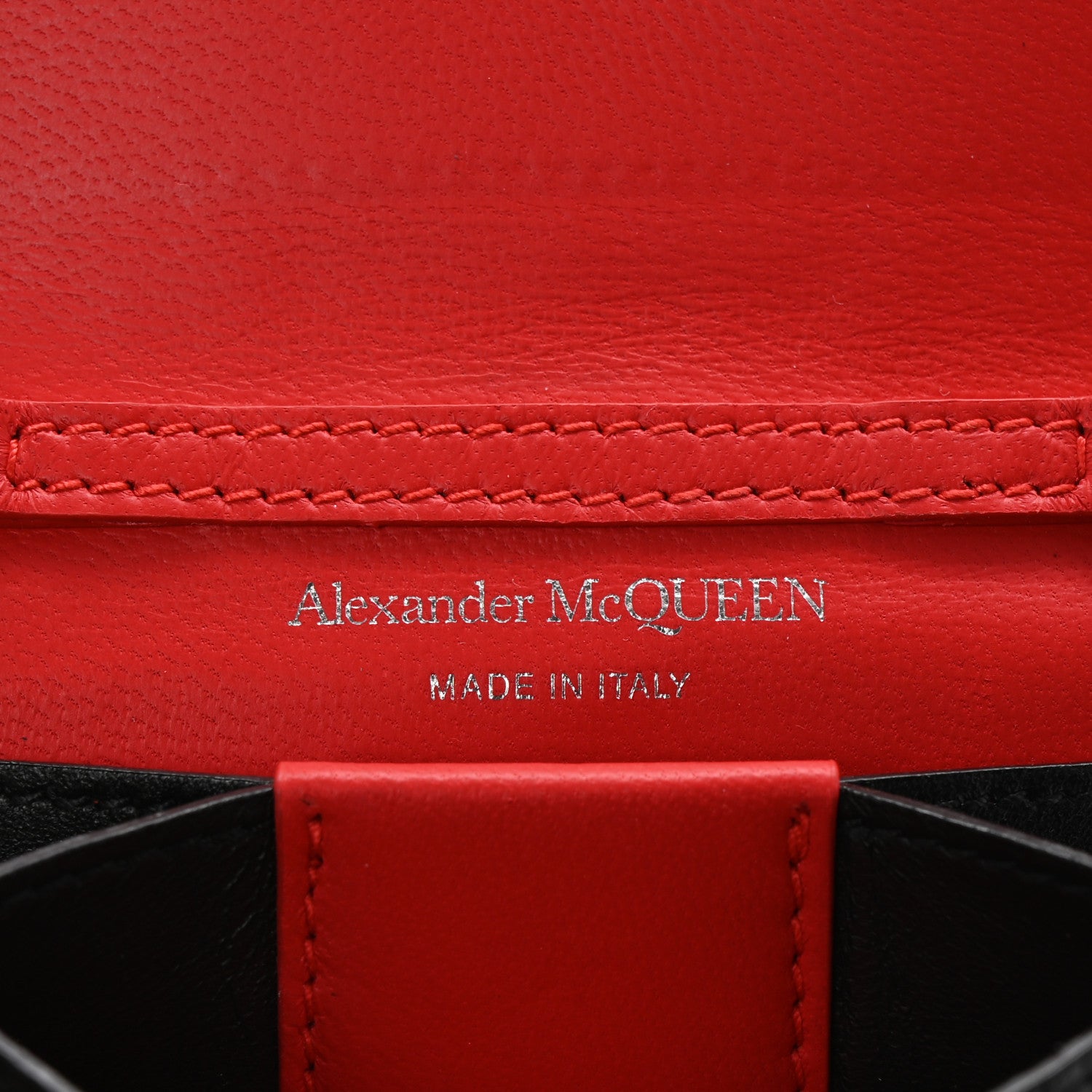 Alexander McQueen Nappa Graffiti Quilted Graffiti Skull Card Holder on Chain Black White 6 of 13