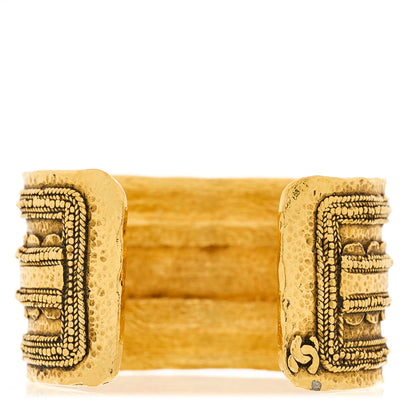 Chanel Baroque Bracelet Gold 3 of 4