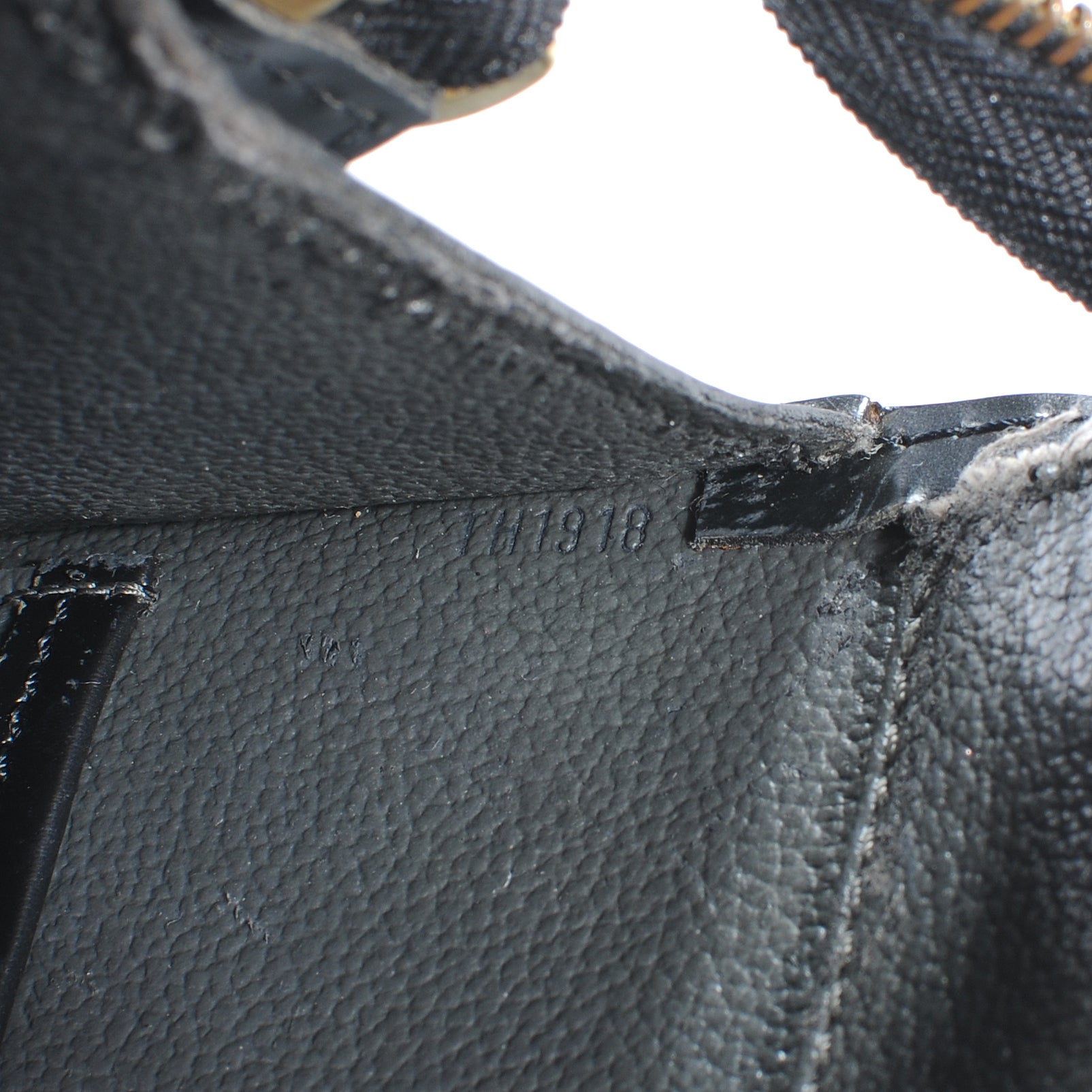 Louis Vuitton Epi Riviera Black 5 of 10