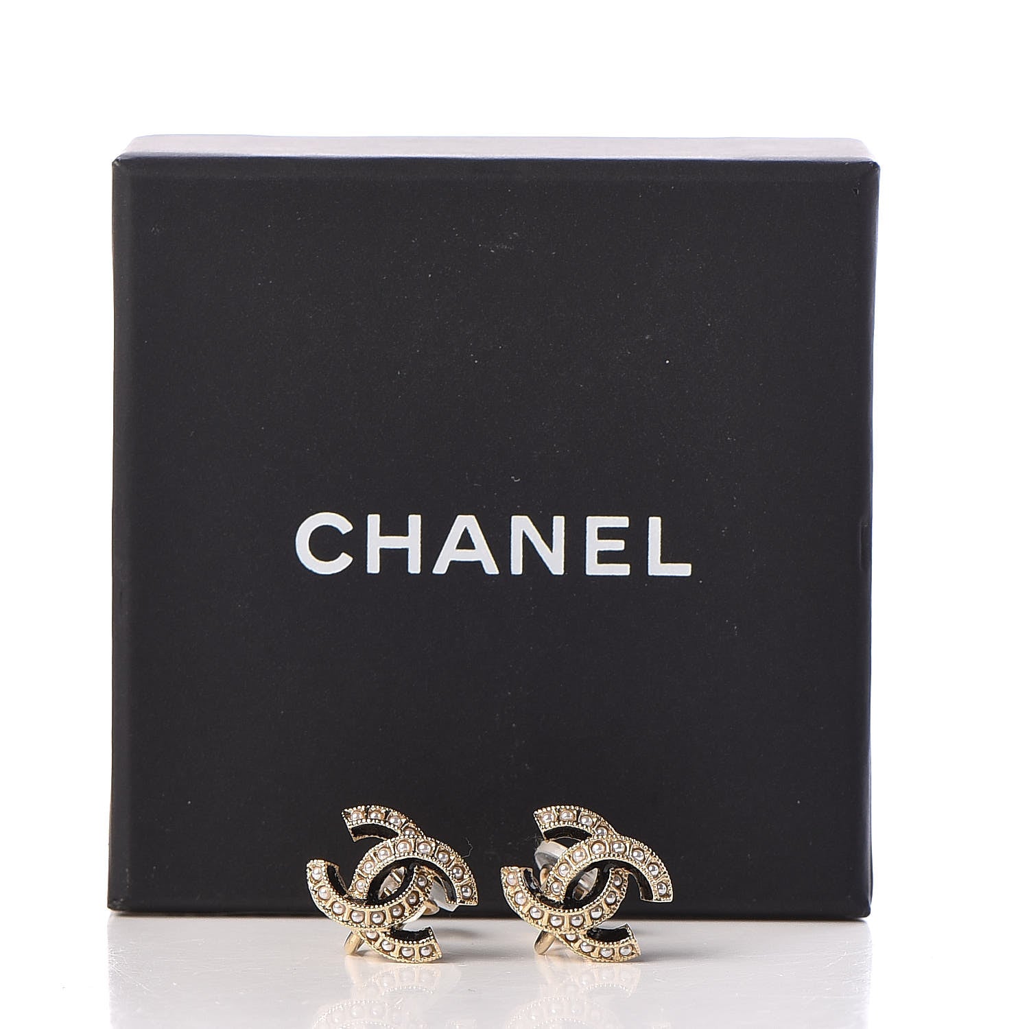 Chanel Enamel Pearl CC Clip On Earrings Light Gold Black 5 of 5