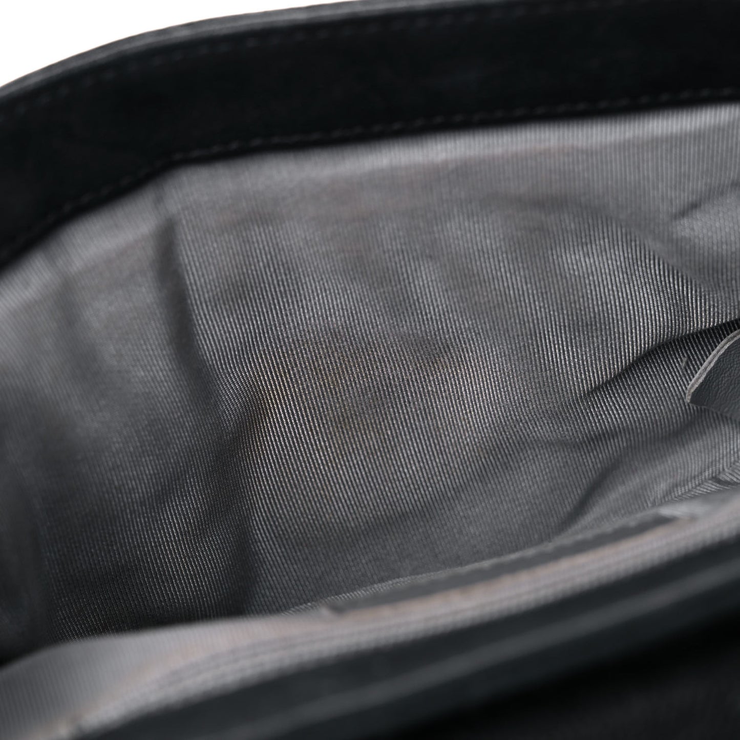 Washed Lambskin Quilted Medium Chain Around Messenger Black