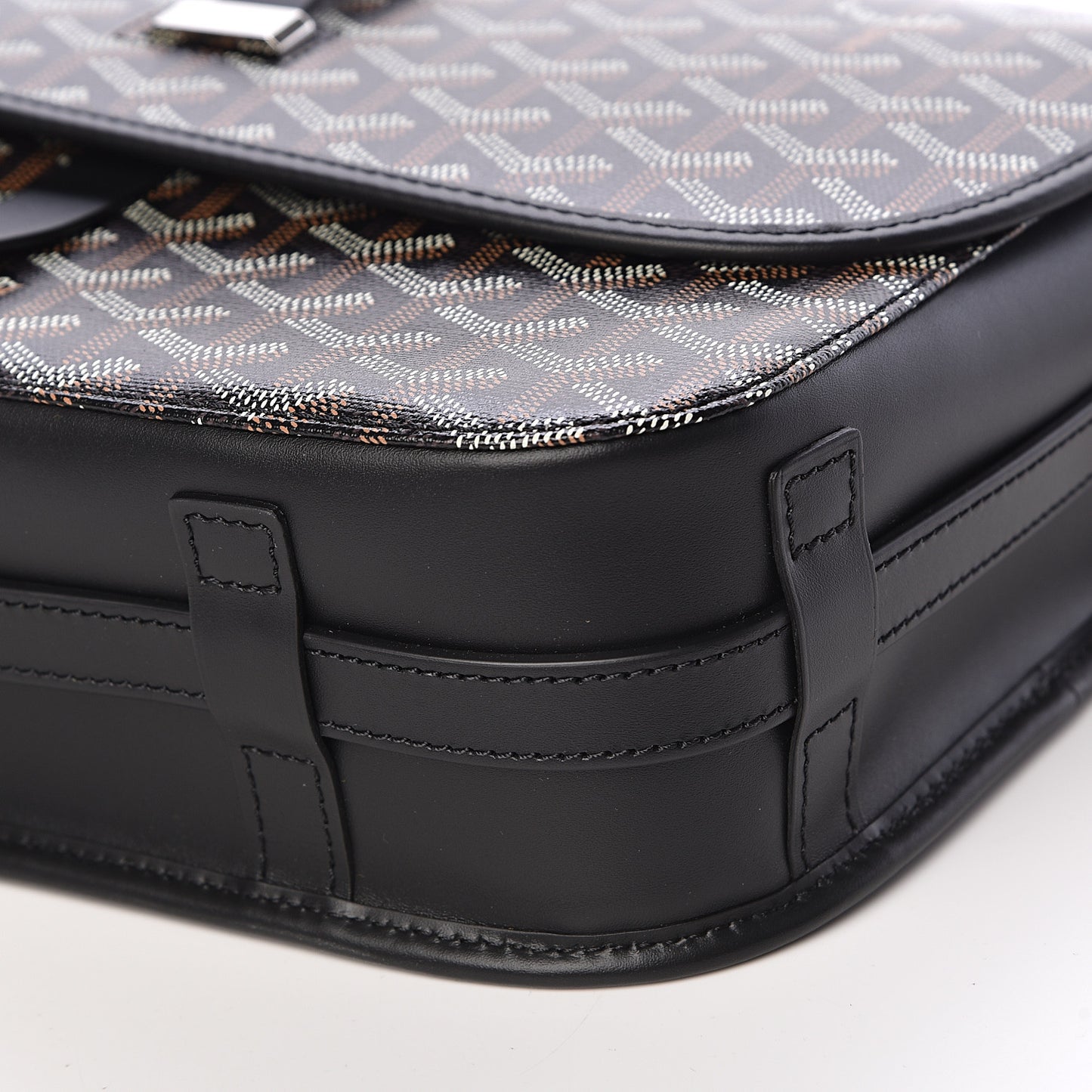 Goyardine Belvedere II MM Messenger Bag Black