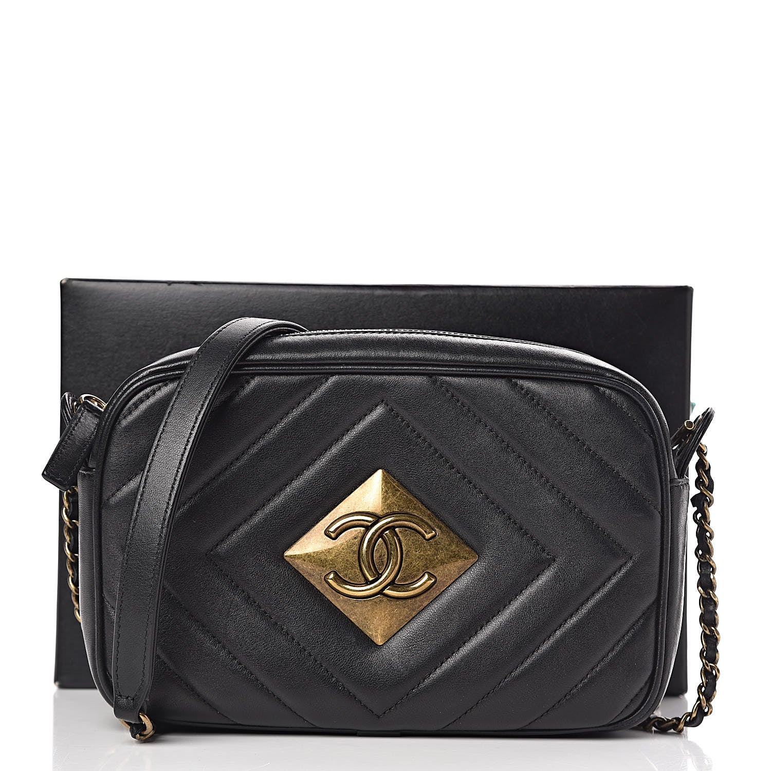 Chanel Lambskin Chevron Quilted Pyramid CC Camera Case Black 15 of 15