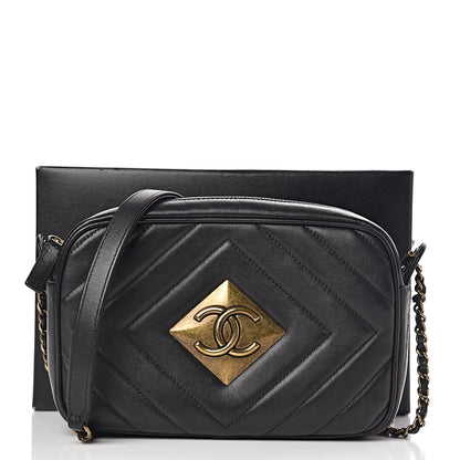 Chanel Lambskin Chevron Quilted Pyramid CC Camera Case Black 15 of 15