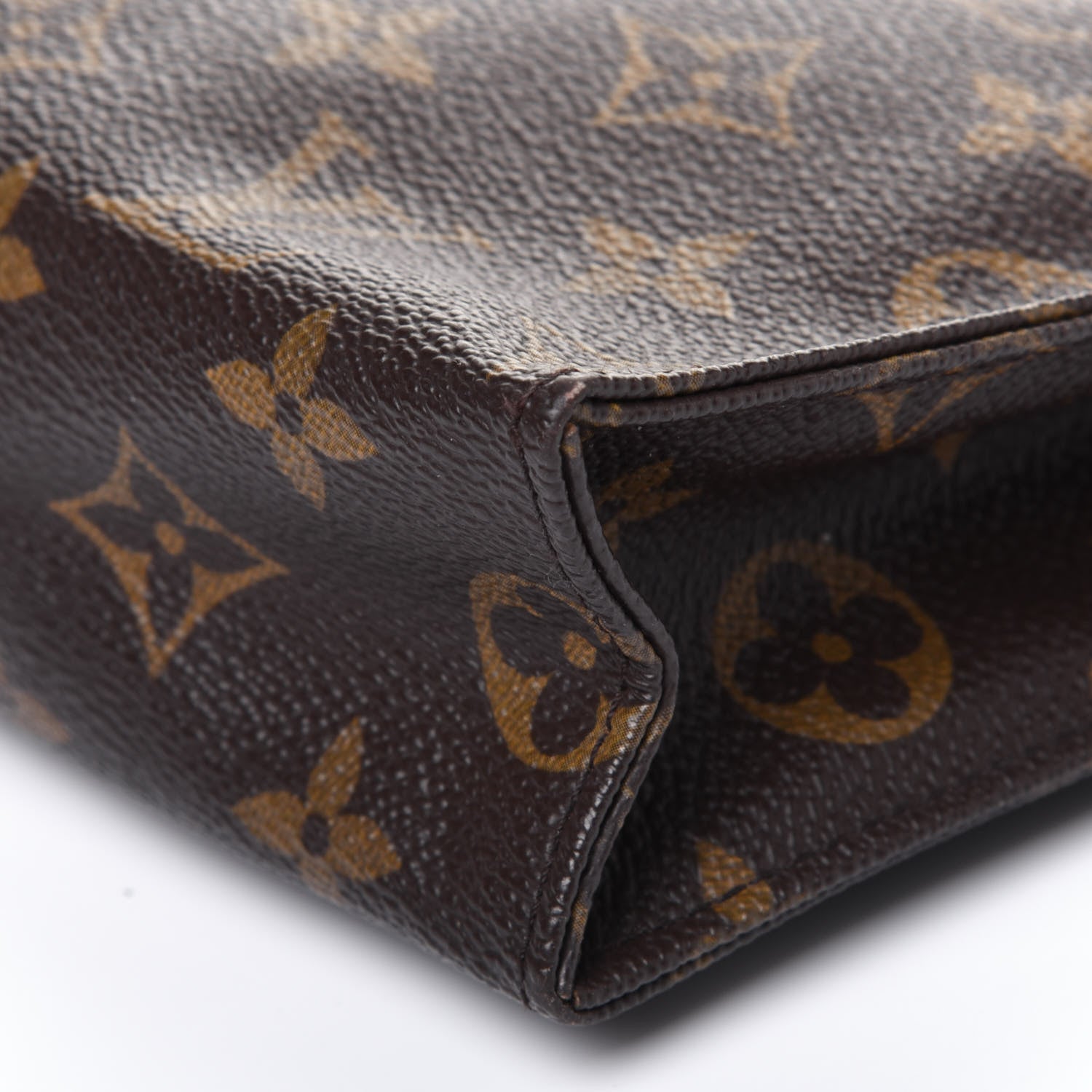 Louis Vuitton Monogram Toiletry Pouch 26 12 of 15