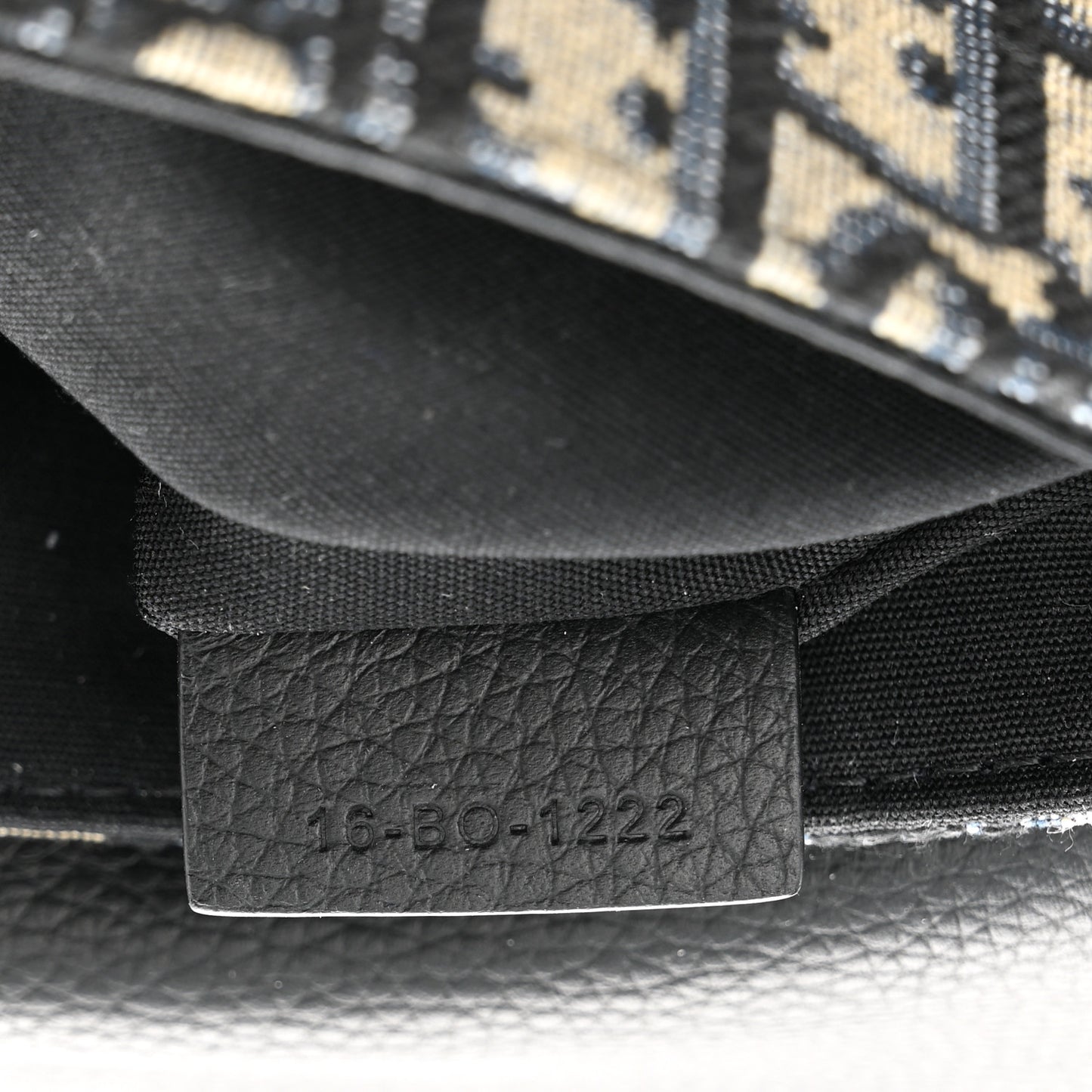 Oblique Saddle Messenger Pouch Beige Black