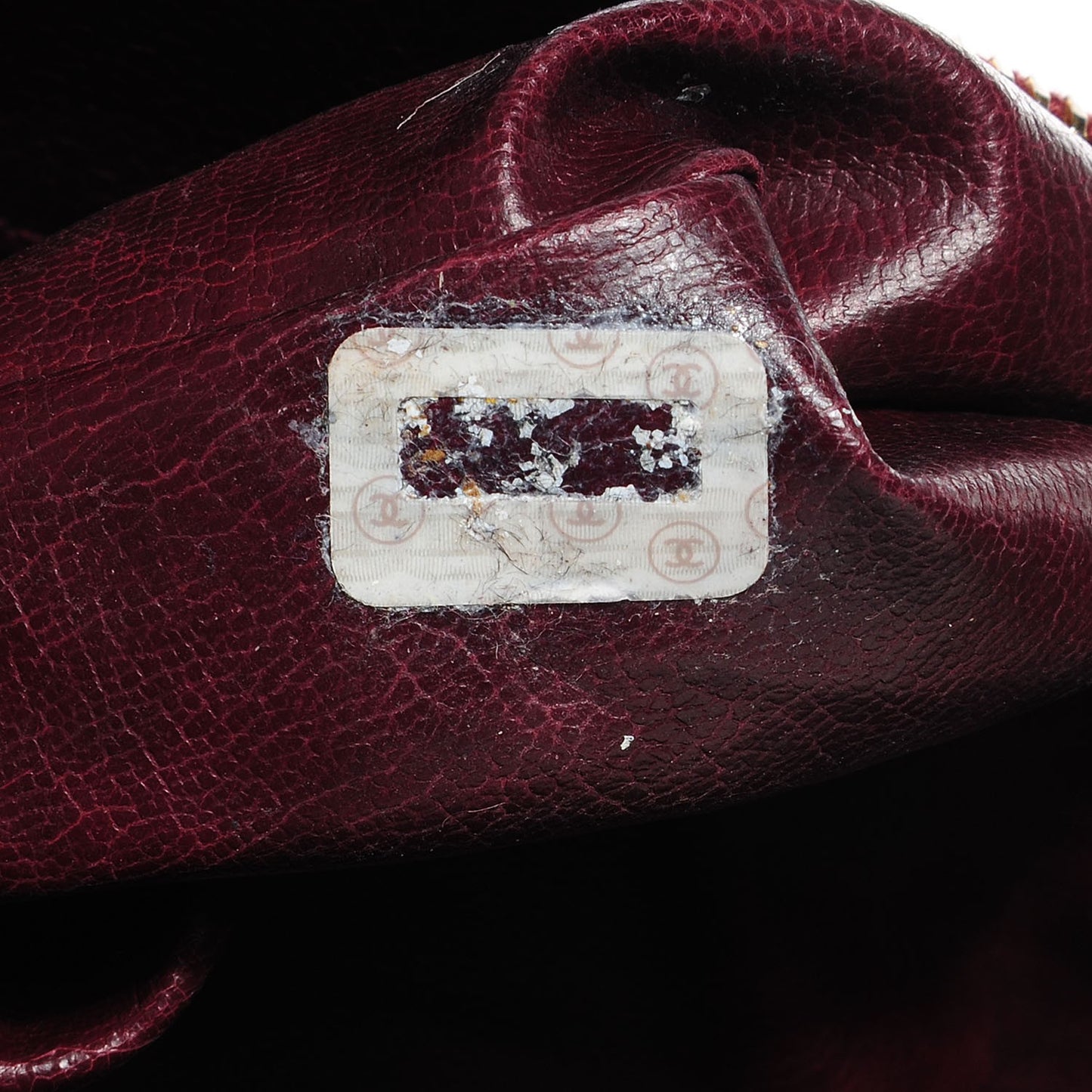 Caviar Shoulder Bag Bordeaux