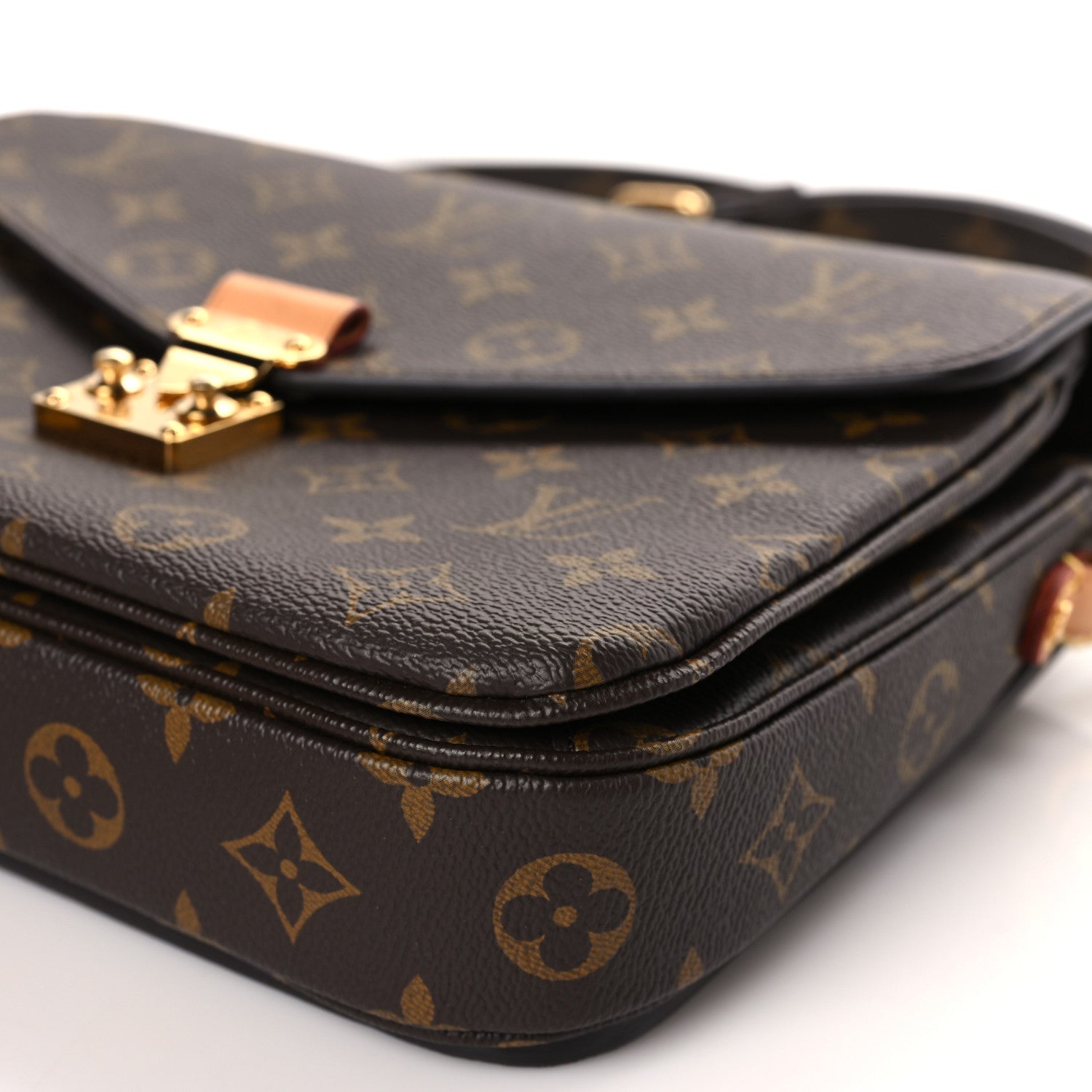 Louis Vuitton Monogram Pochette Metis 8 of 8