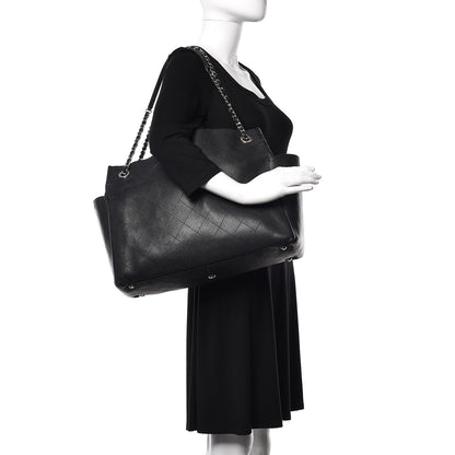 Chanel Grained Calfskin CC Pocket Tote Black 2 of 14