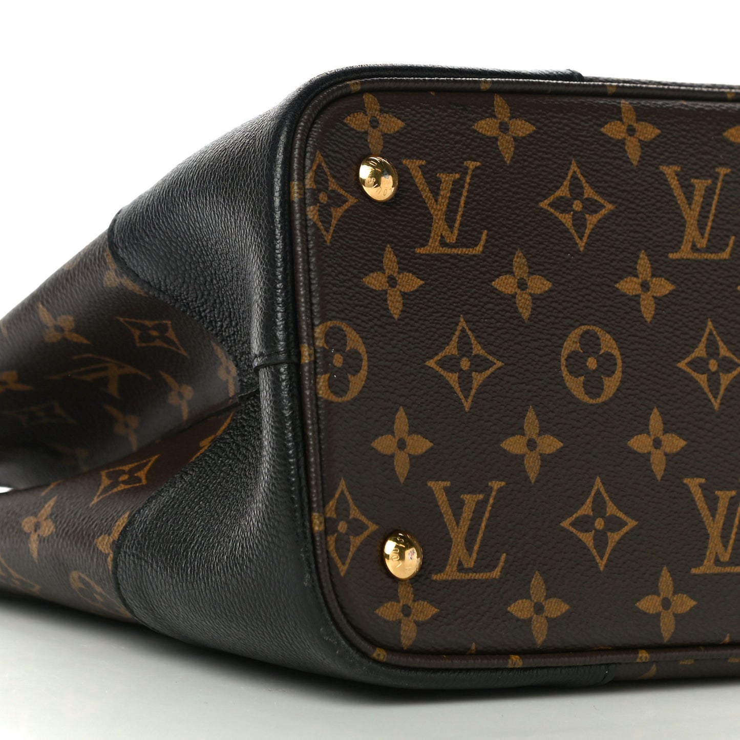 Monogram Flandrin Black