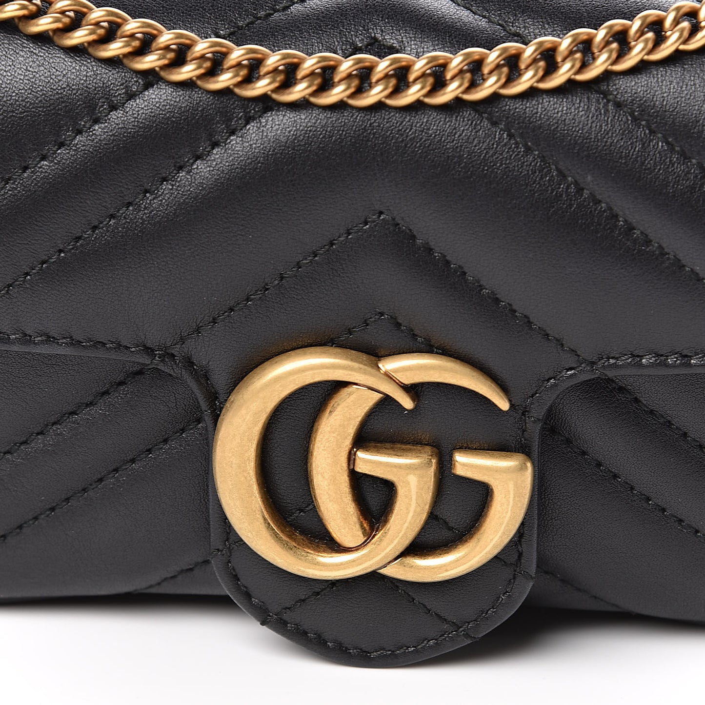 Calfskin Matelasse Super Mini GG Marmont Shoulder Bag Black