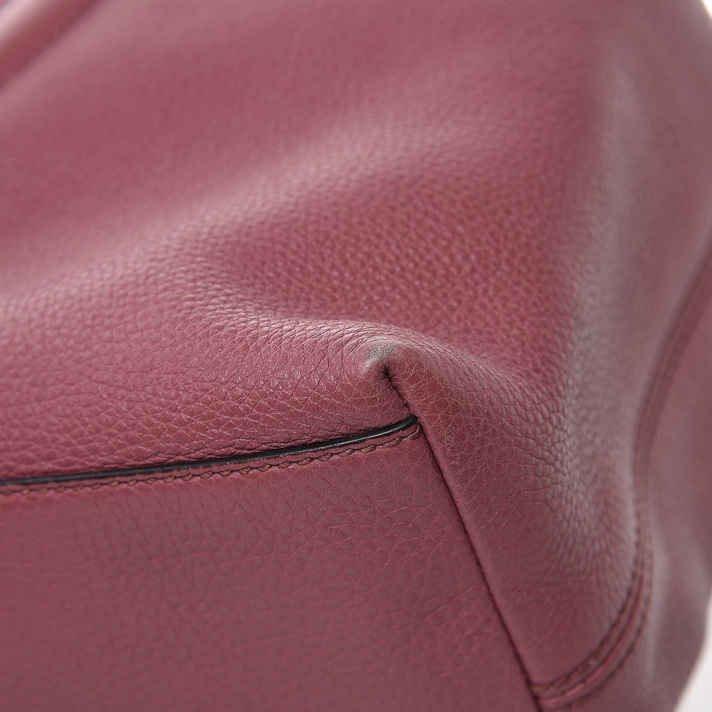 Pebbled Calfskin Medium Soho Chain Shoulder Bag Peonia Flower