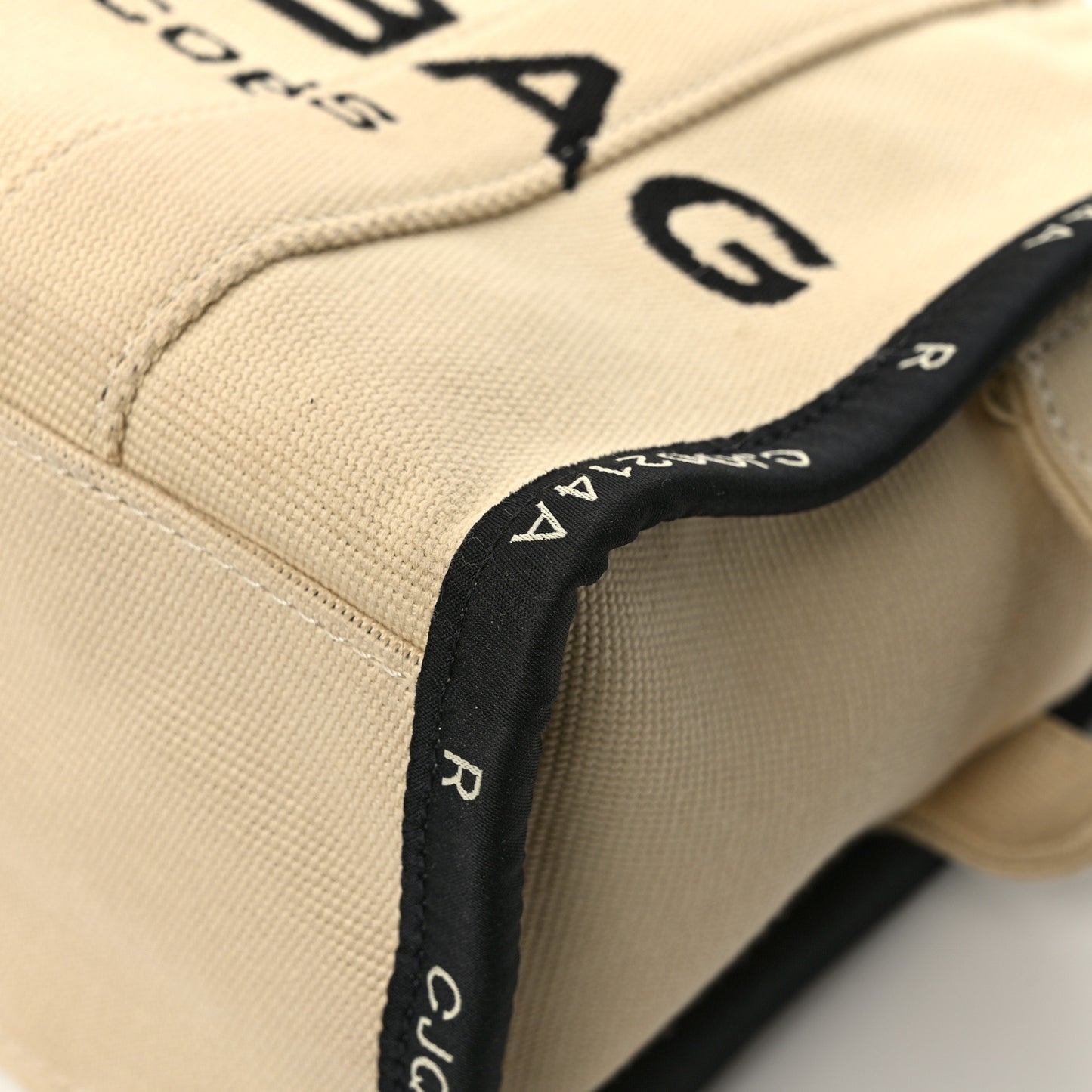 Jacquard Large The Traveler Tote Bag Warm Sand