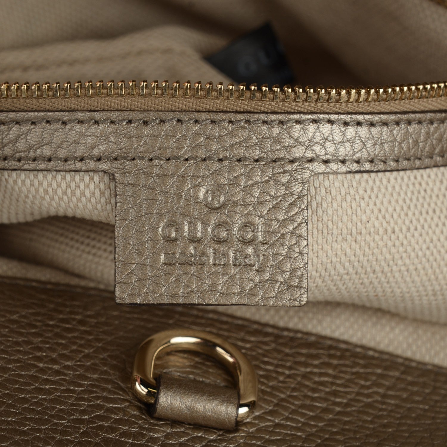Gucci Metallic Pebbled Calfskin Medium Soho Chain Shoulder Bag Golden Beige 5 of 7