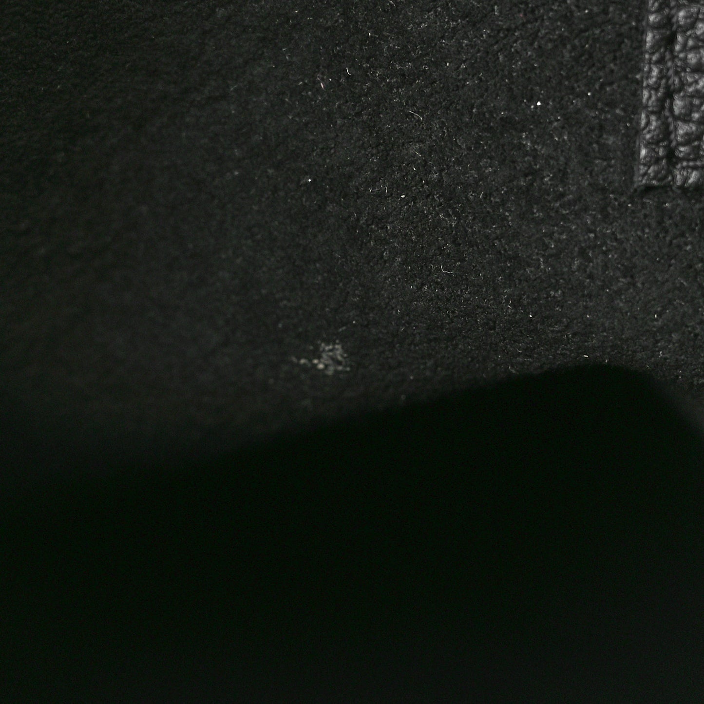 Monogram Daily Pouch Black