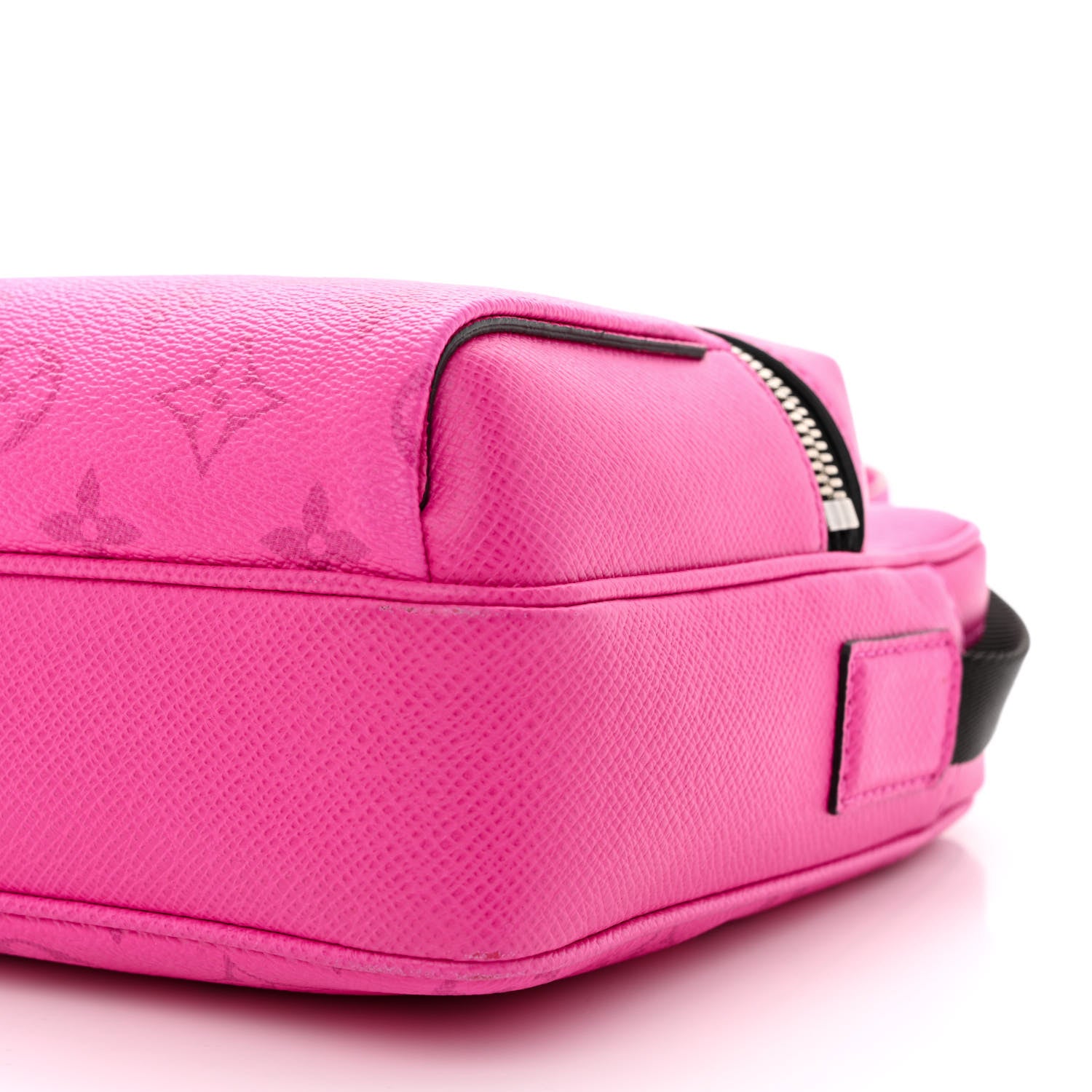 Louis Vuitton Taigarama Outdoor Messenger Fuchsia 10 of 13