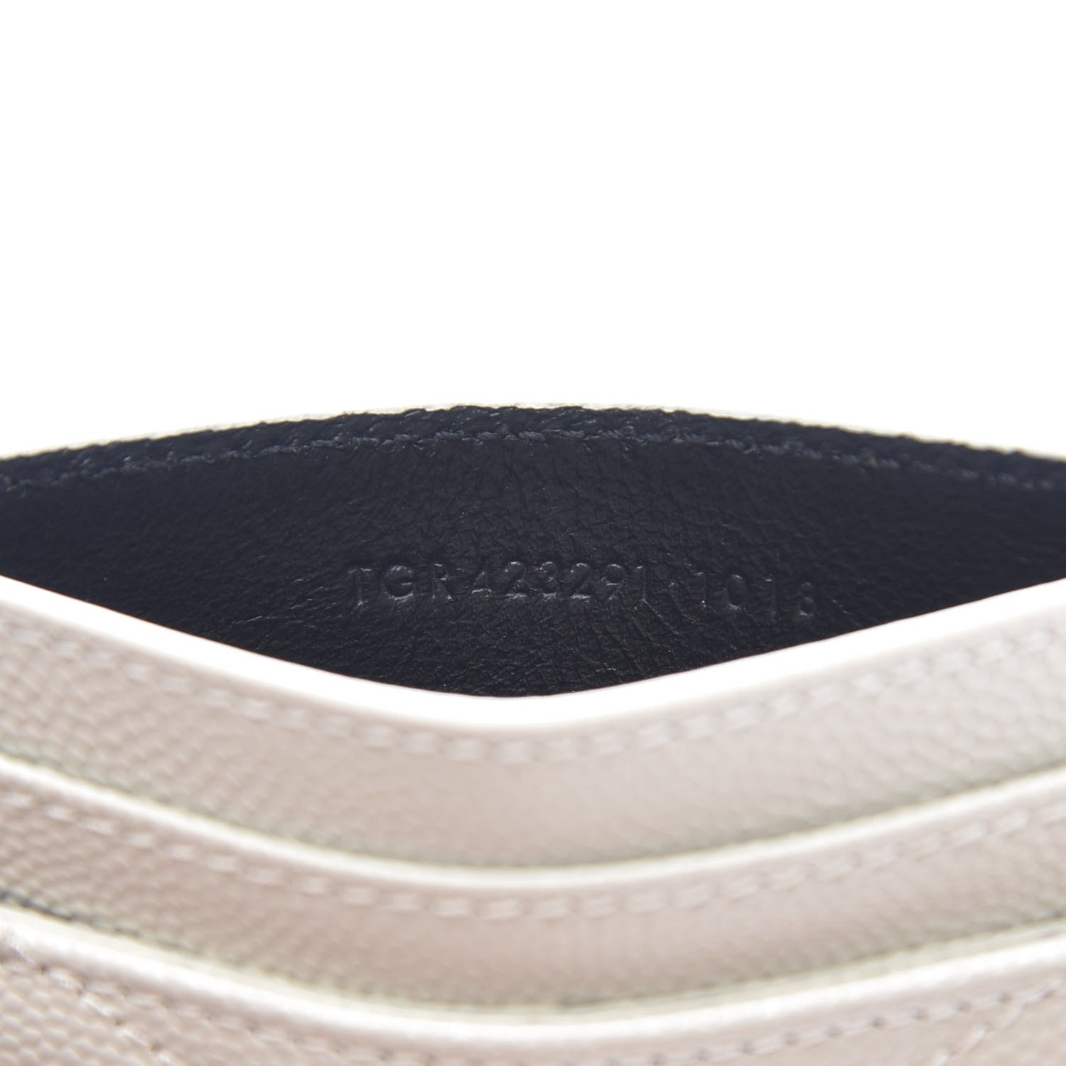 Saint Laurent Grain De Poudre Matelasse Chevron Monogram Credit Card Case Blanc Vintage 7 of 10