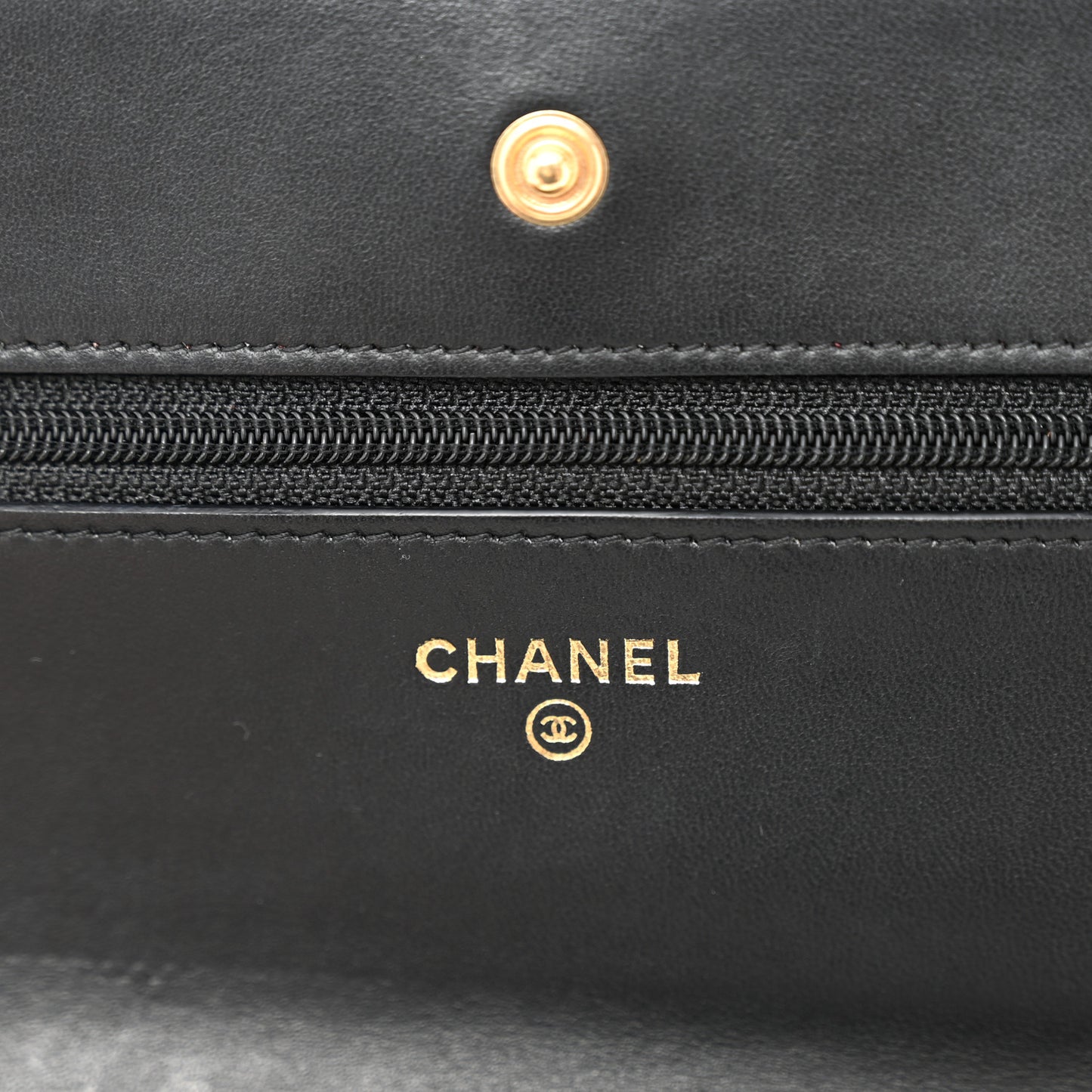 Lambskin Quilted Wallet On Chain WOC Black