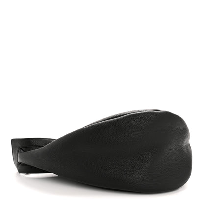 The Row Grained Calfskin Large Slouchy Banana Bag Black 4 of 10