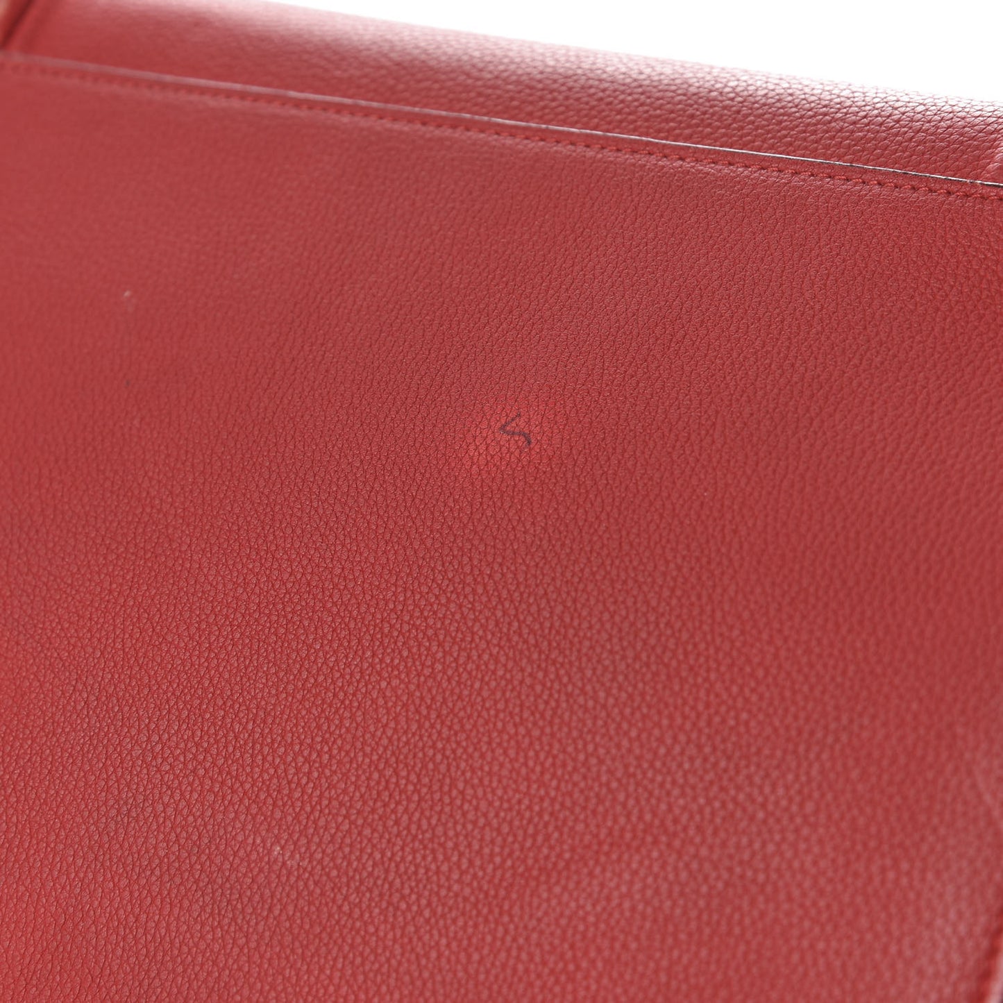 Baby Grained Calfskin Medium Phantom Luggage Carmin
