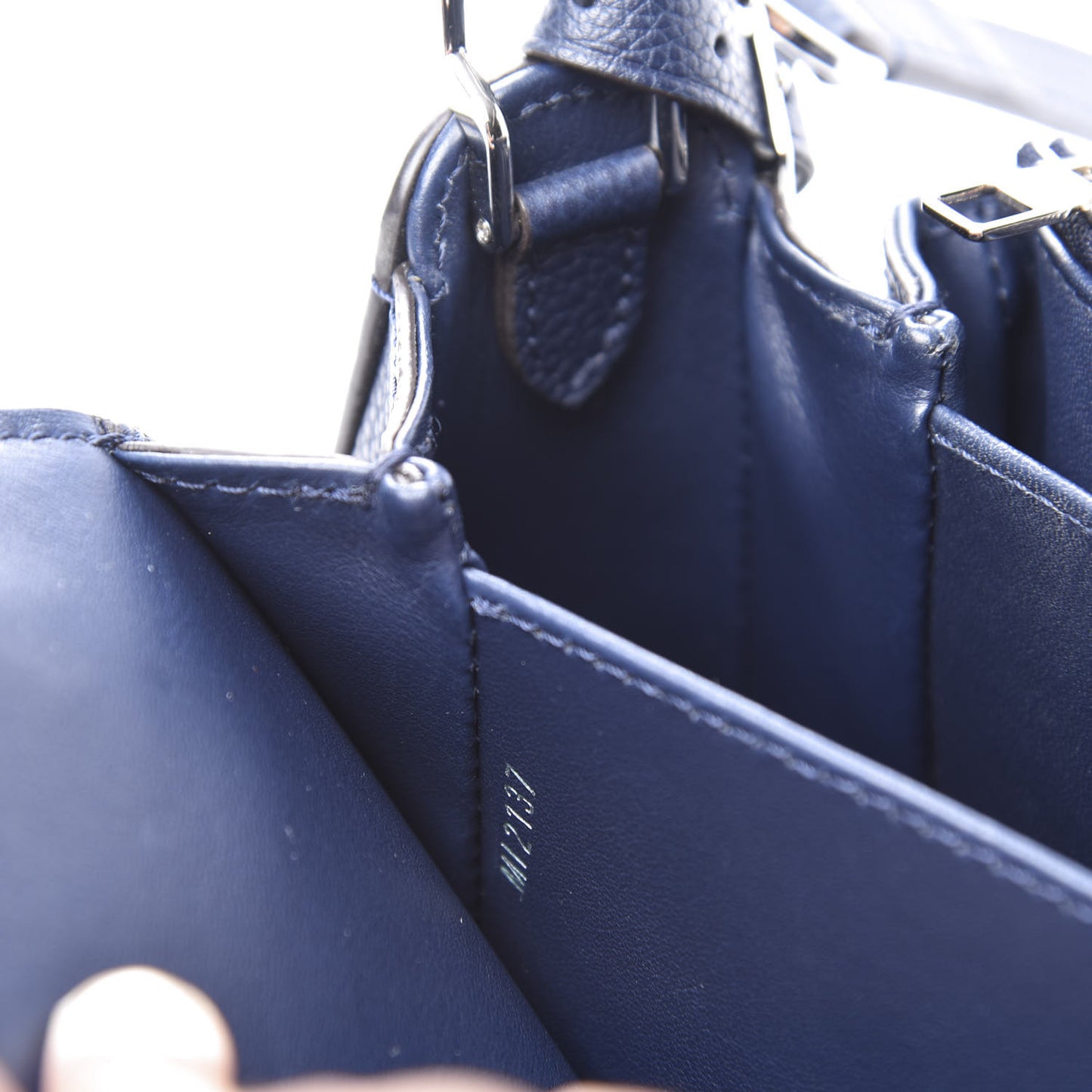 Grained Calfskin Vivienne NM Blue Marine