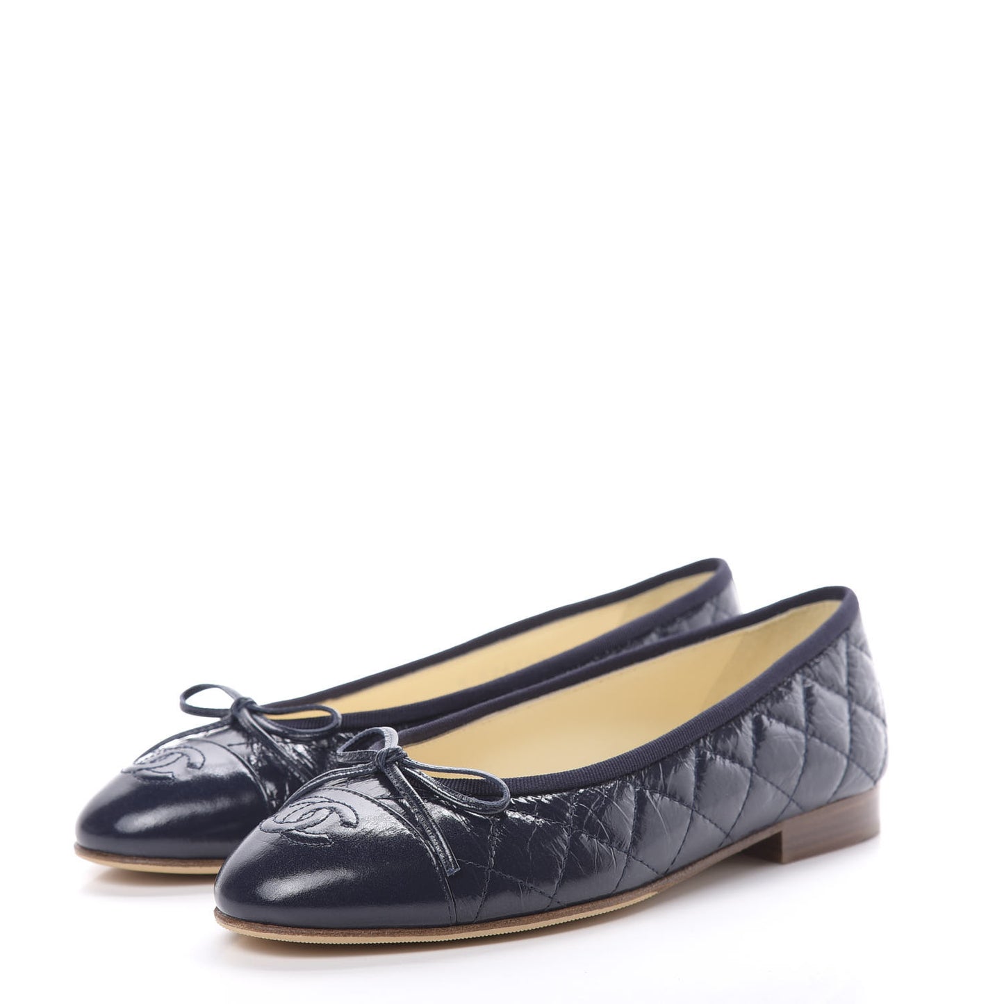 Aged Calfskin Quilted CC Cap Toe Ballerina Flats 35.5 Navy