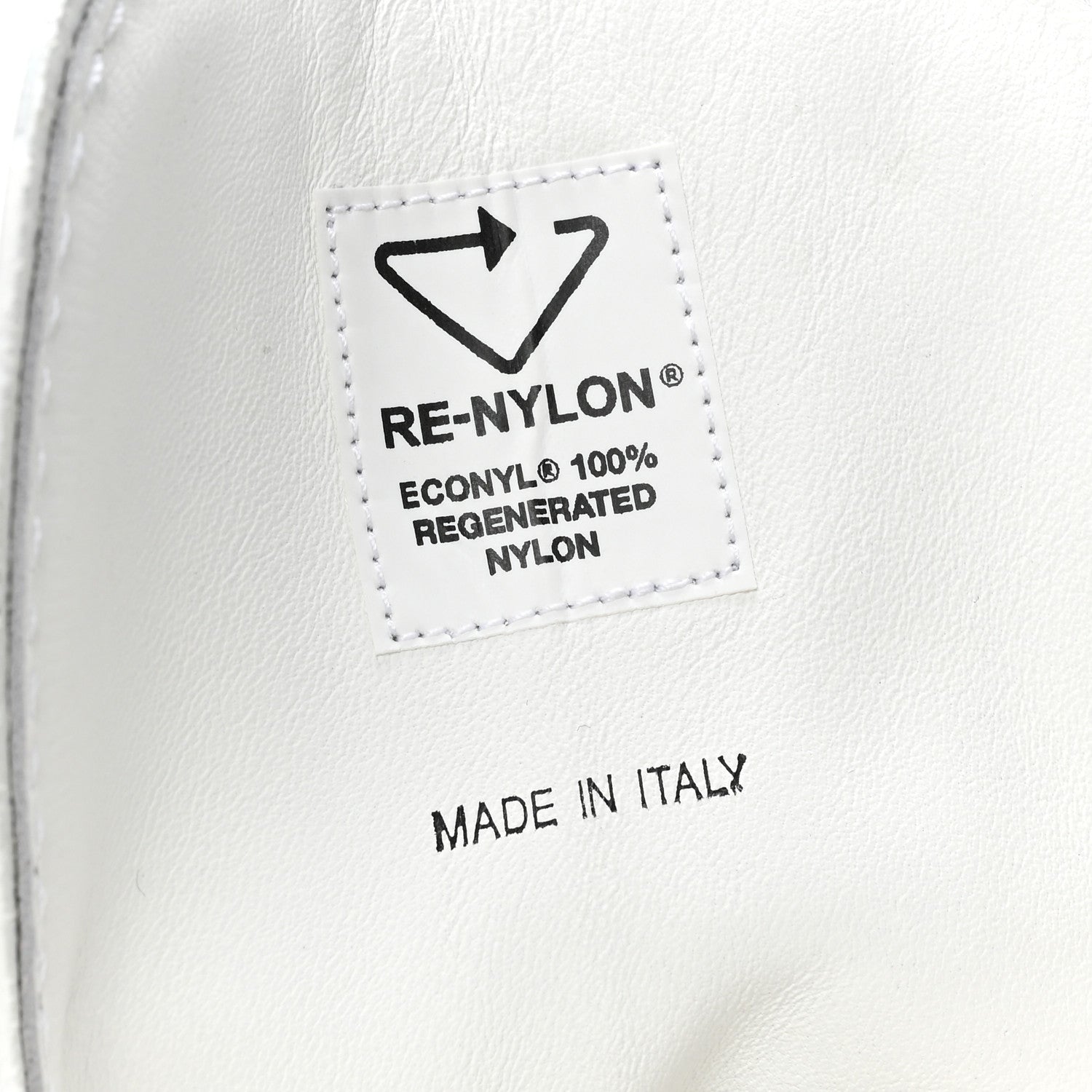Prada Spazzolato Rois Re-Nylon Metal Triangle Logo Mens Monolith Pouch Pocket 60mm Combat Boots 7.5 White 9 of 10