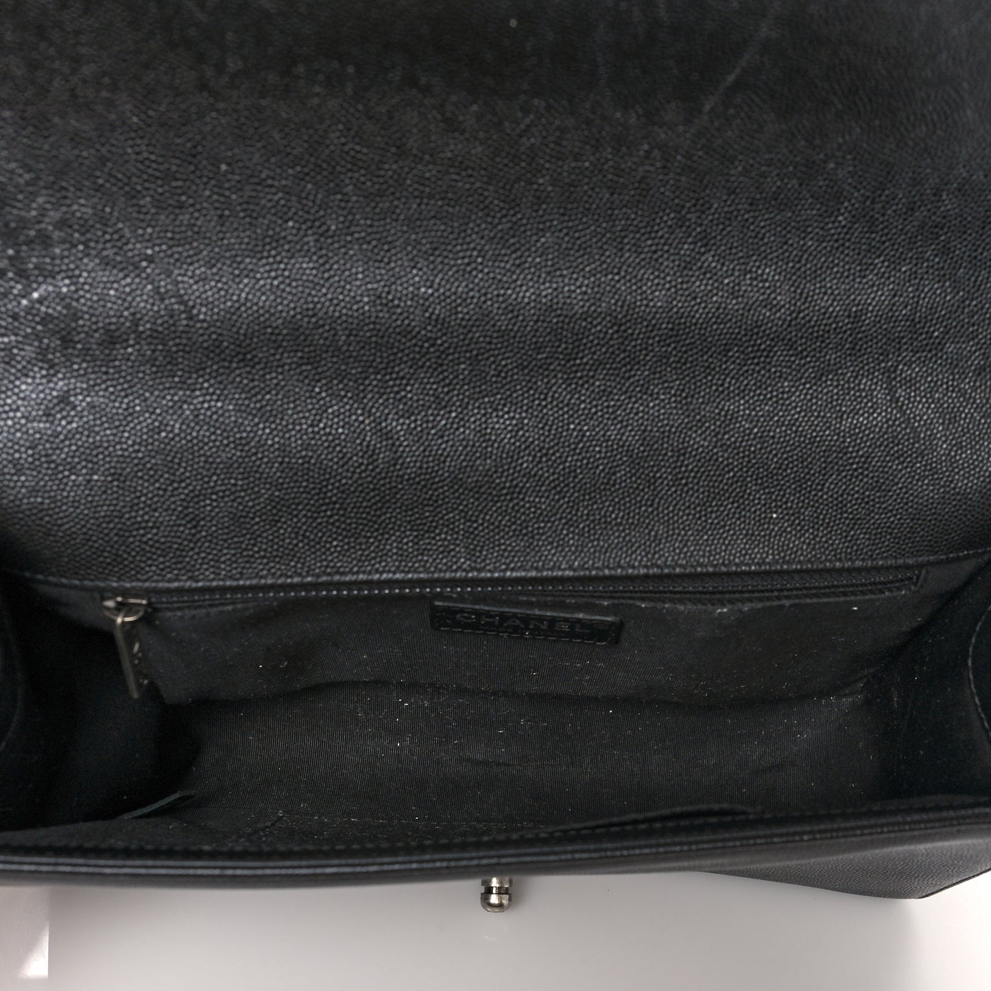 Caviar Quilted New Medium Boy Flap Black
