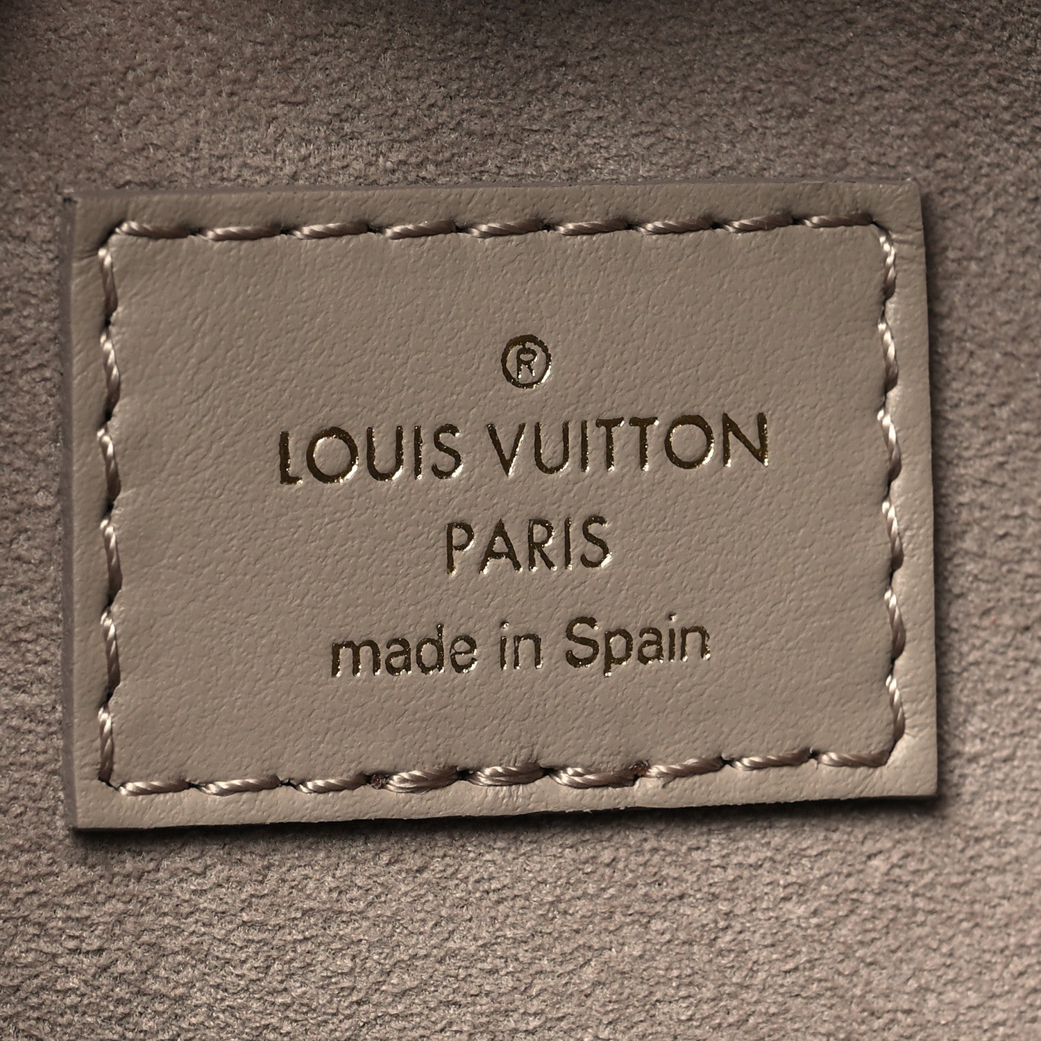 Louis Vuitton Mahina On My Side PM Galet 6 of 9