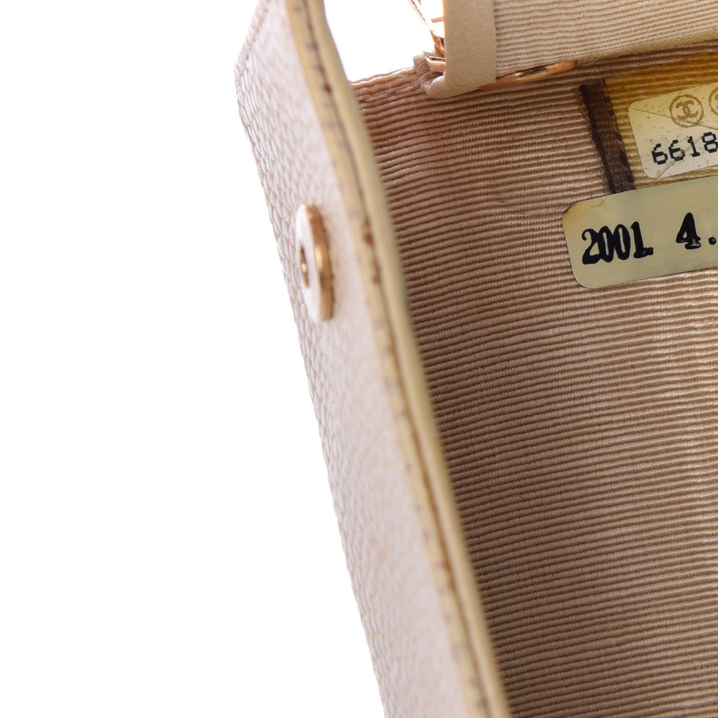 Caviar Timeless CC 6 Key Holder Case Beige Clair