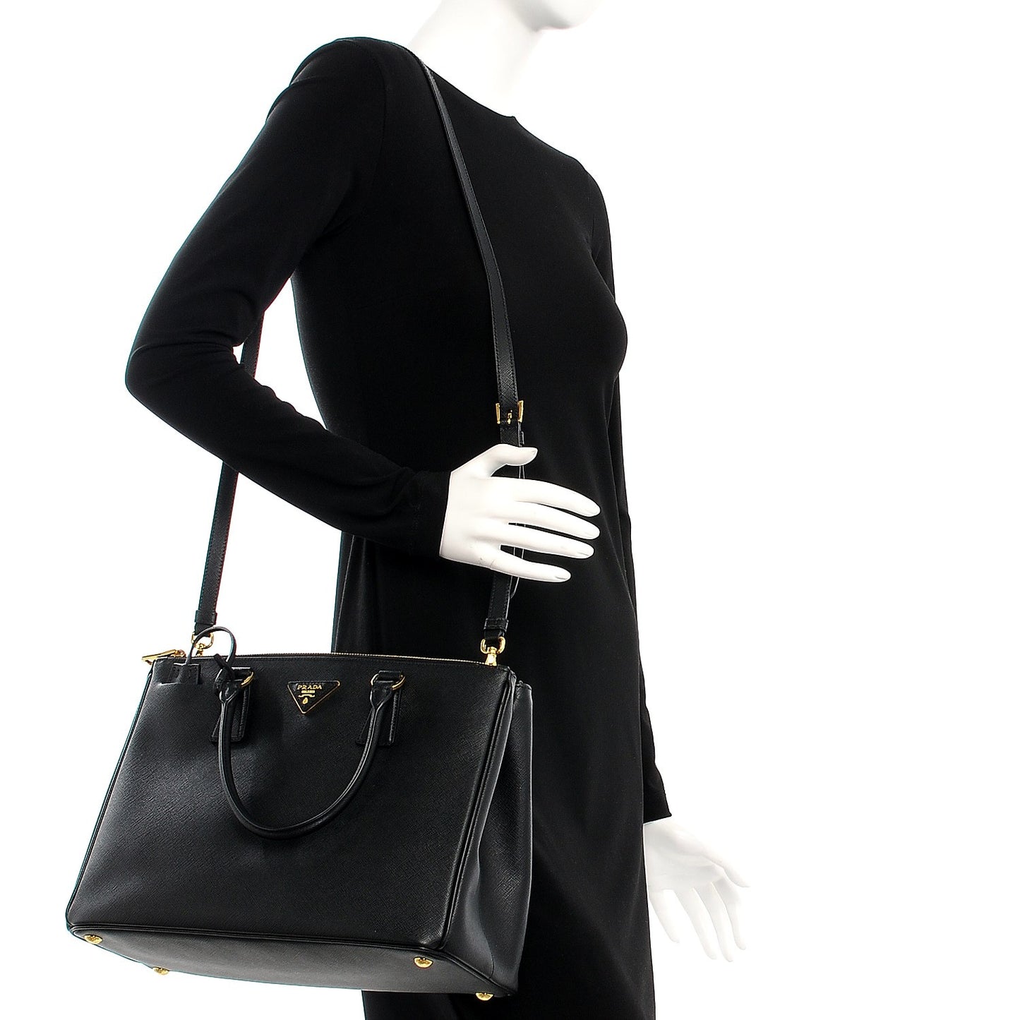 Saffiano Medium Galleria Double Zip Tote Black