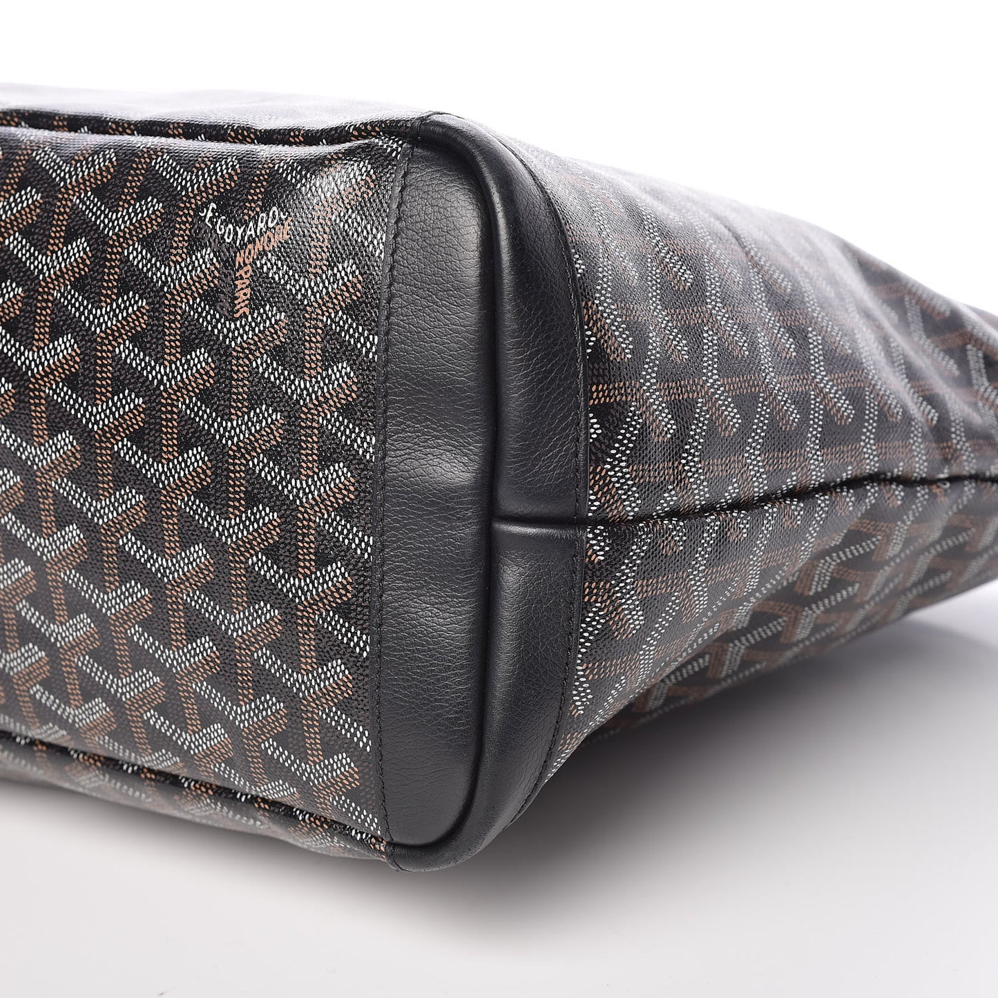 Goyardine Artois MM Black