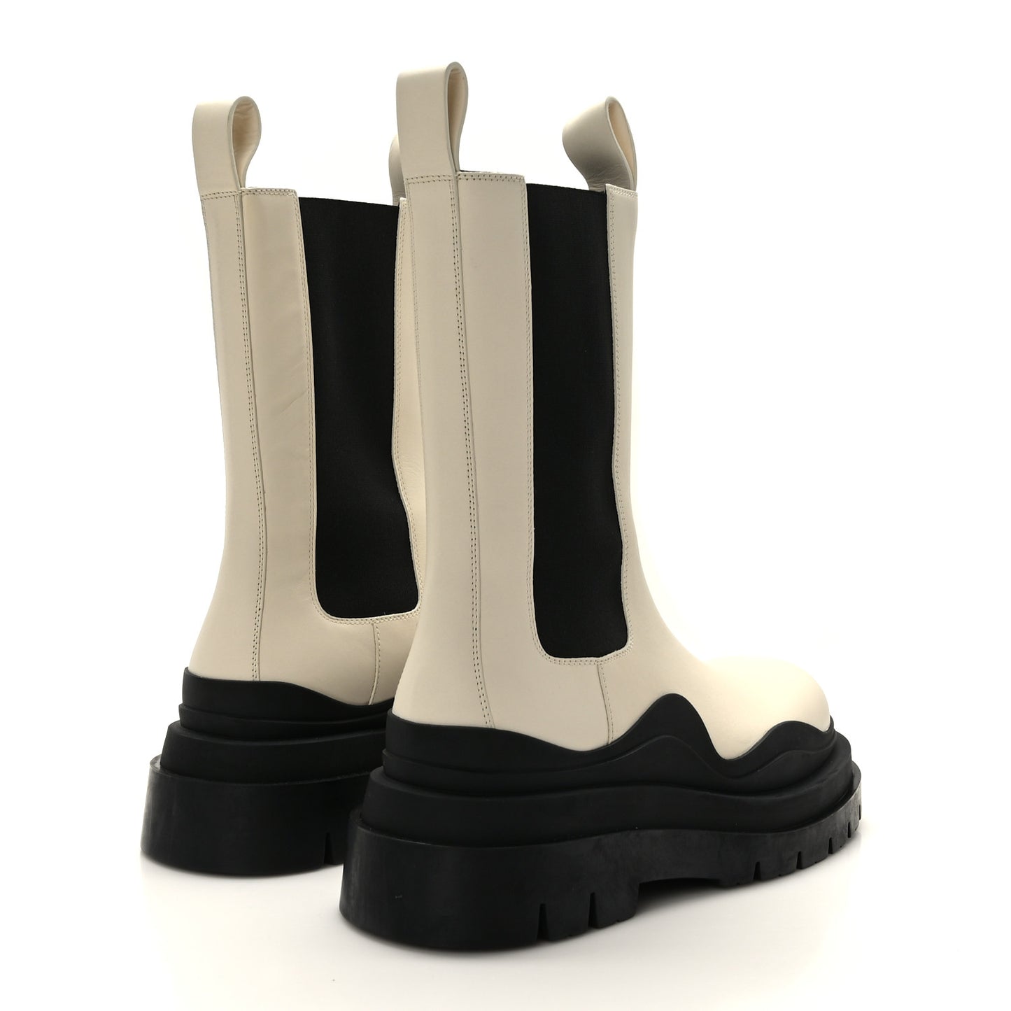 Calfskin The Tire Chelsea Boots 38 Sea Salt Black