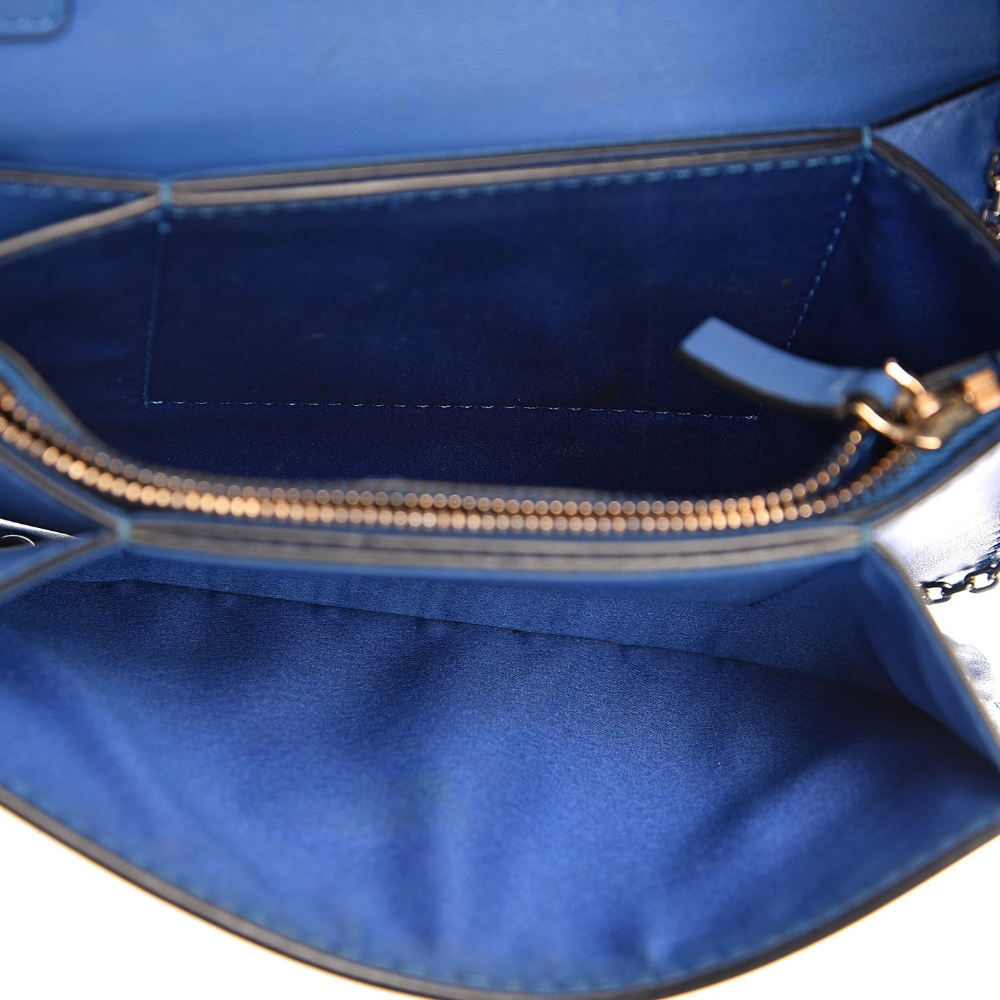 Vitello Rockstud Chain Flap Crossbody Bag Light Sapphire