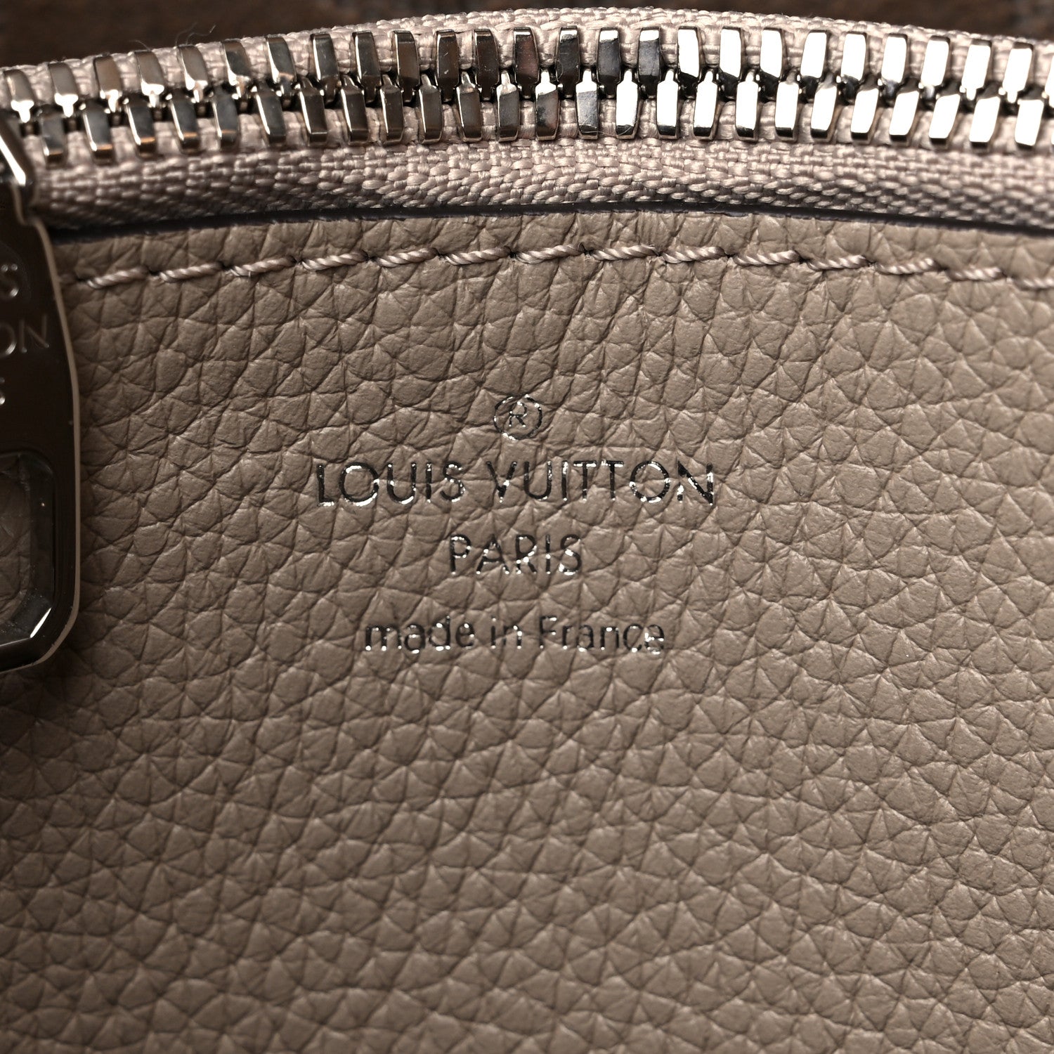 Louis Vuitton Mahina Muria Galet 6 of 9