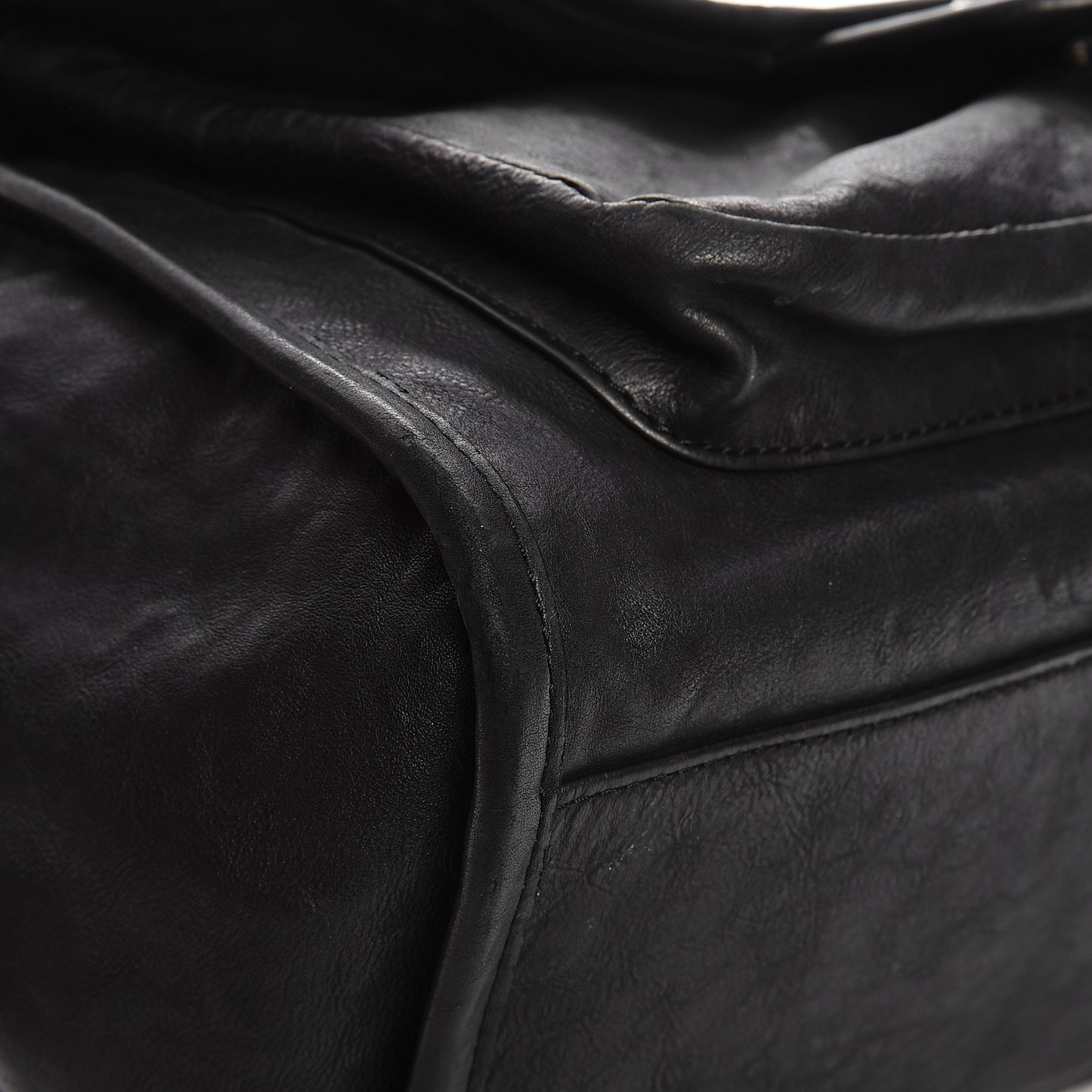 Calfskin Quilted Large Natural Beauty Flap Black