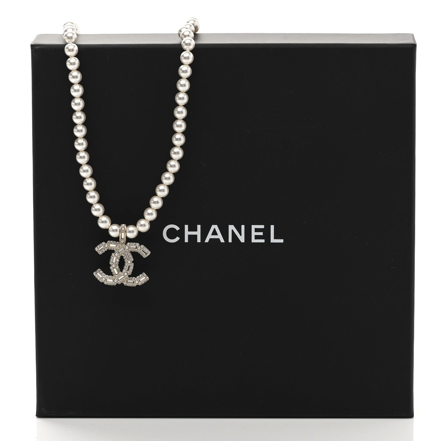 Chanel Pearl Crystal Baguette CC Short Necklace Gold 6 of 6