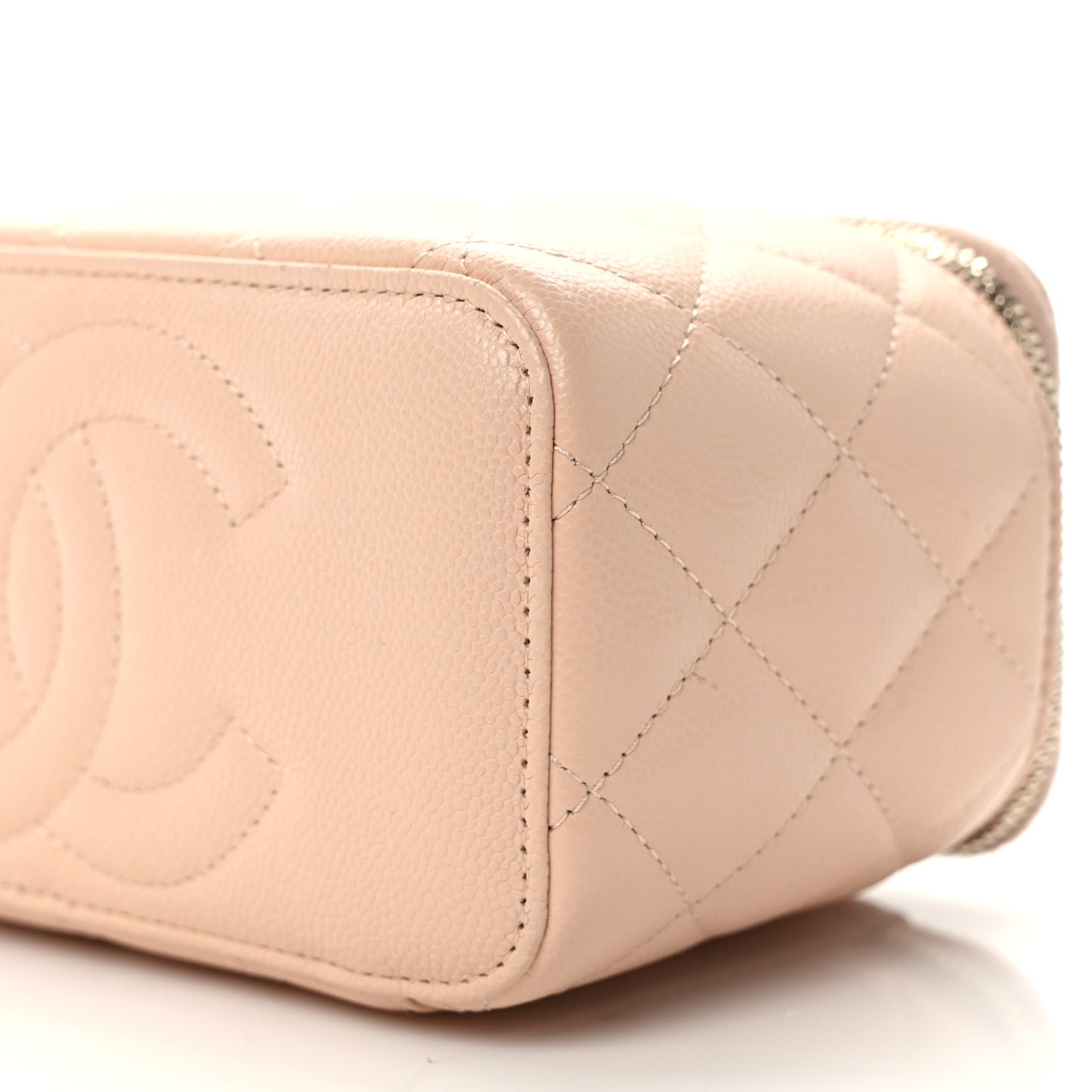Caviar Quilted Small Vanity Case With Chain Light Beige