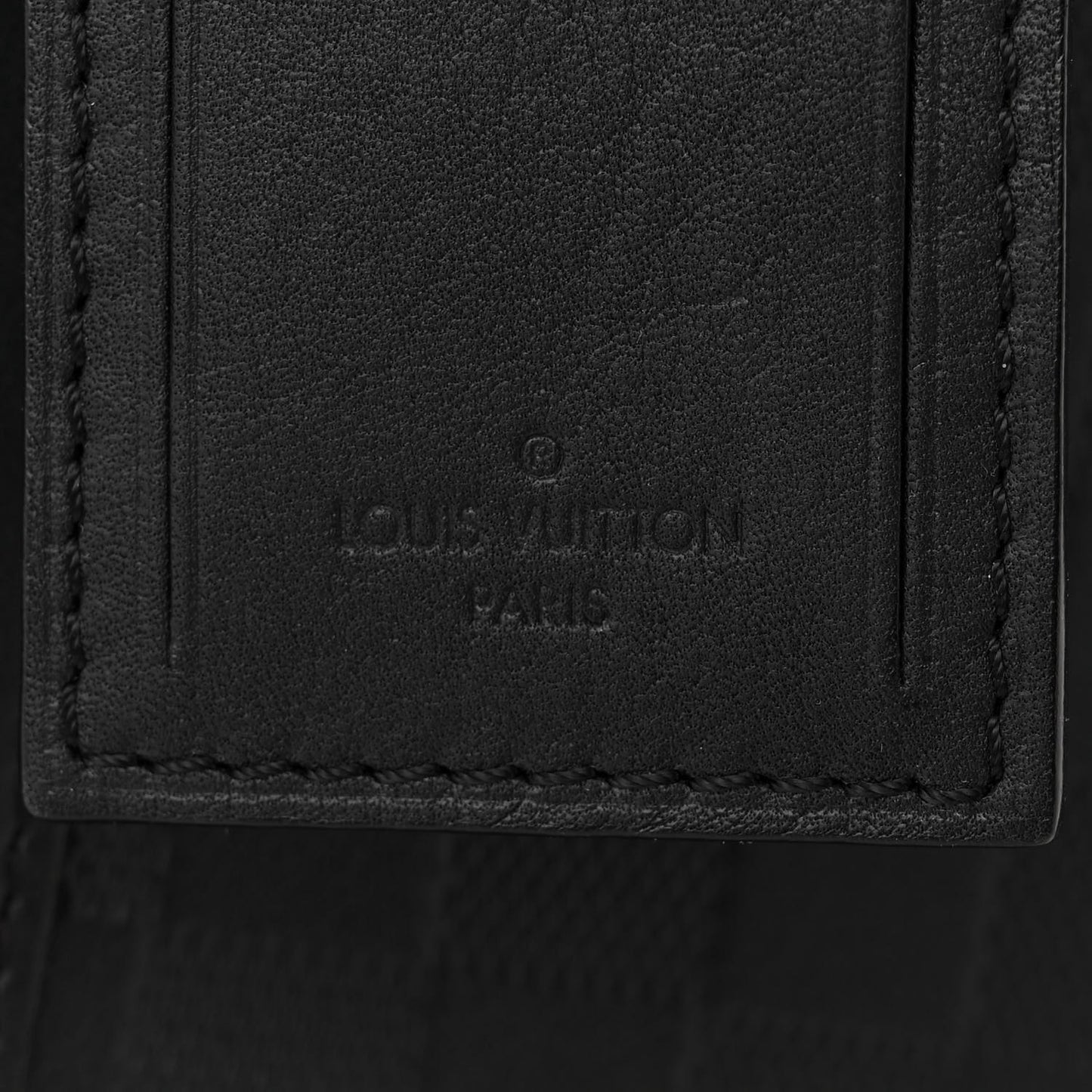 Damier Infini Porte-Documents Voyage GM Onyx